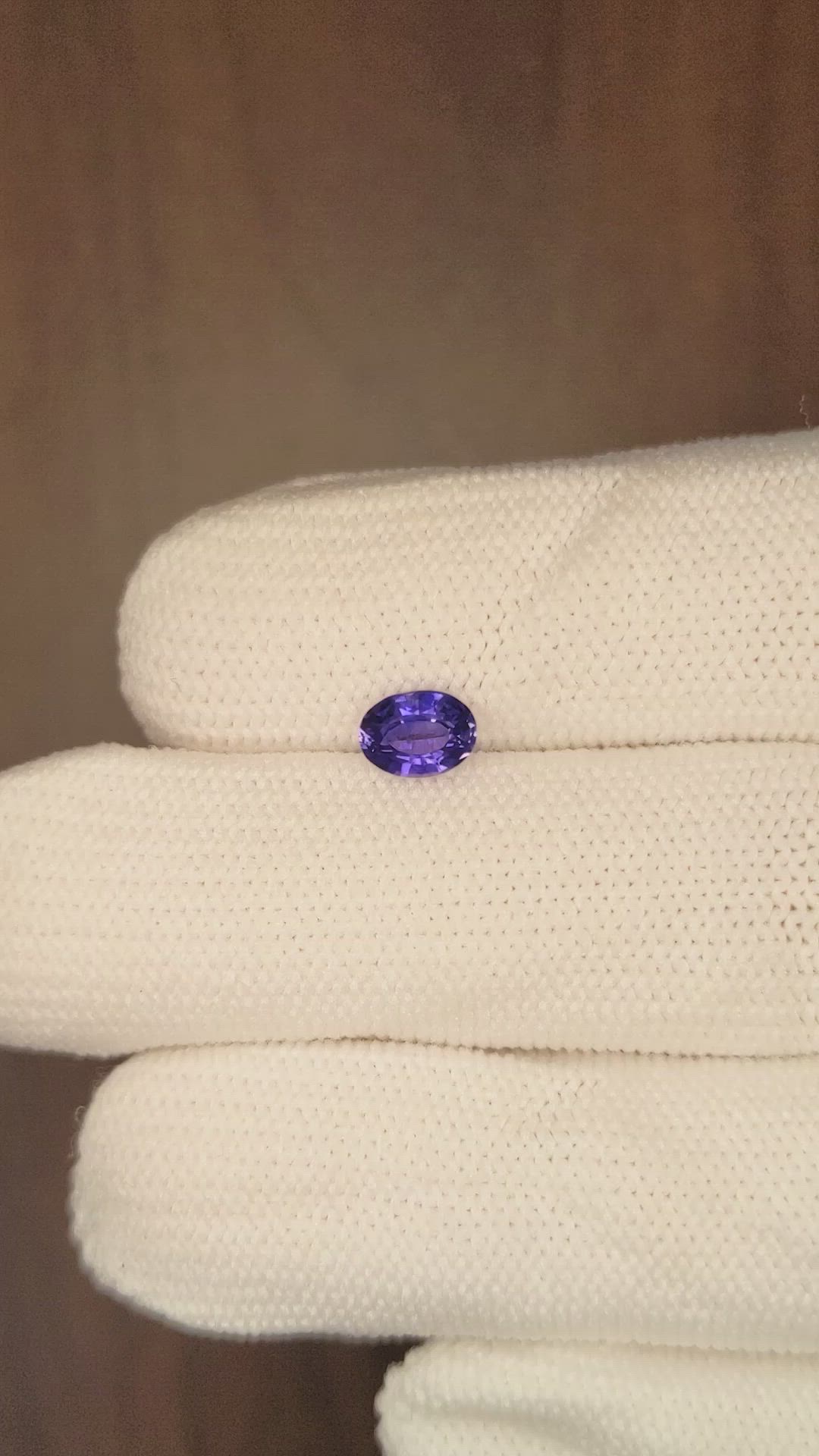 0.74 Ct. Color Change Sapphire from Ceylon (Sri Lanka) Size Video
