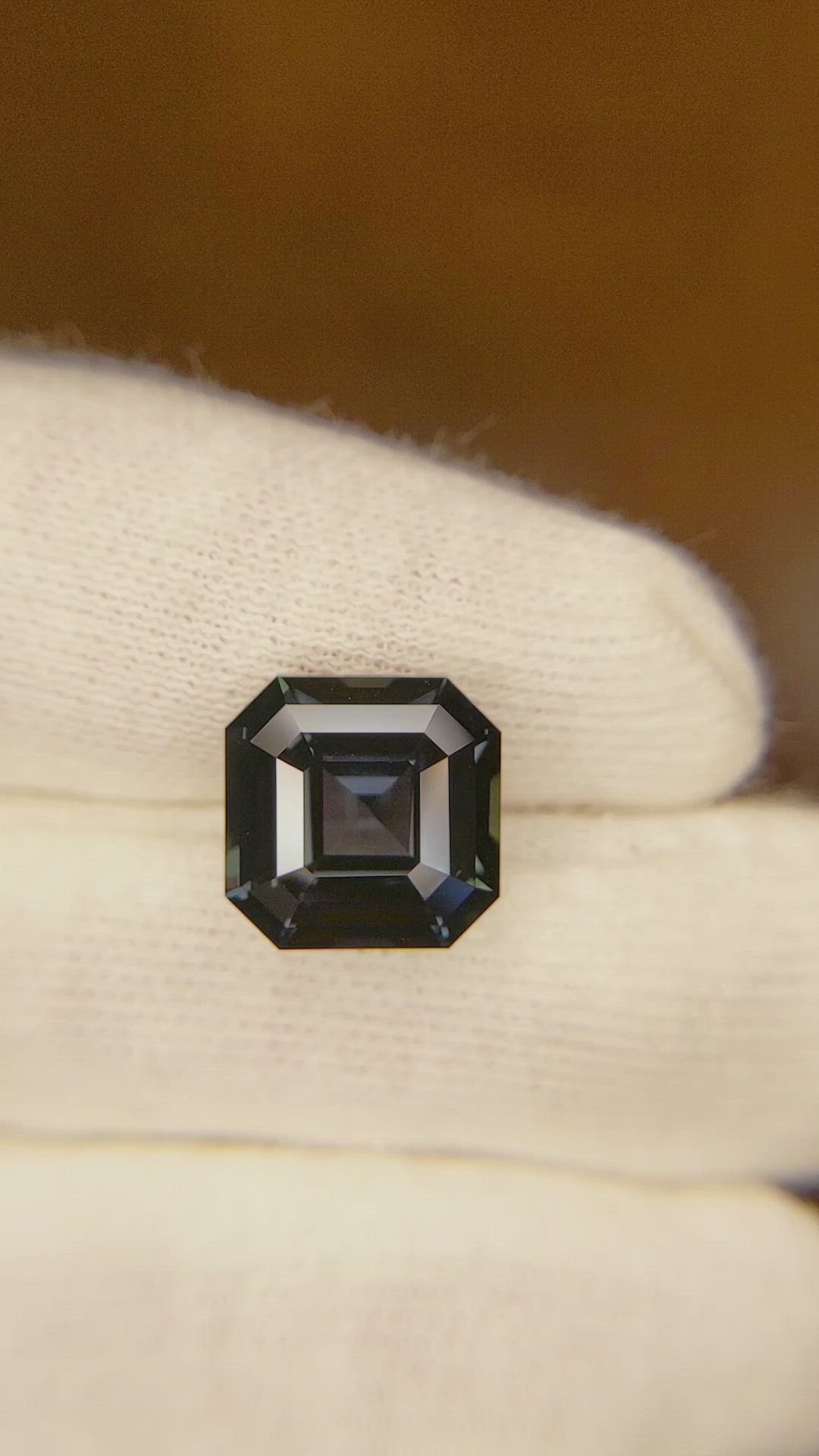 5.70 Ct. Color Change Sapphire from Ceylon (Sri Lanka) Size Video