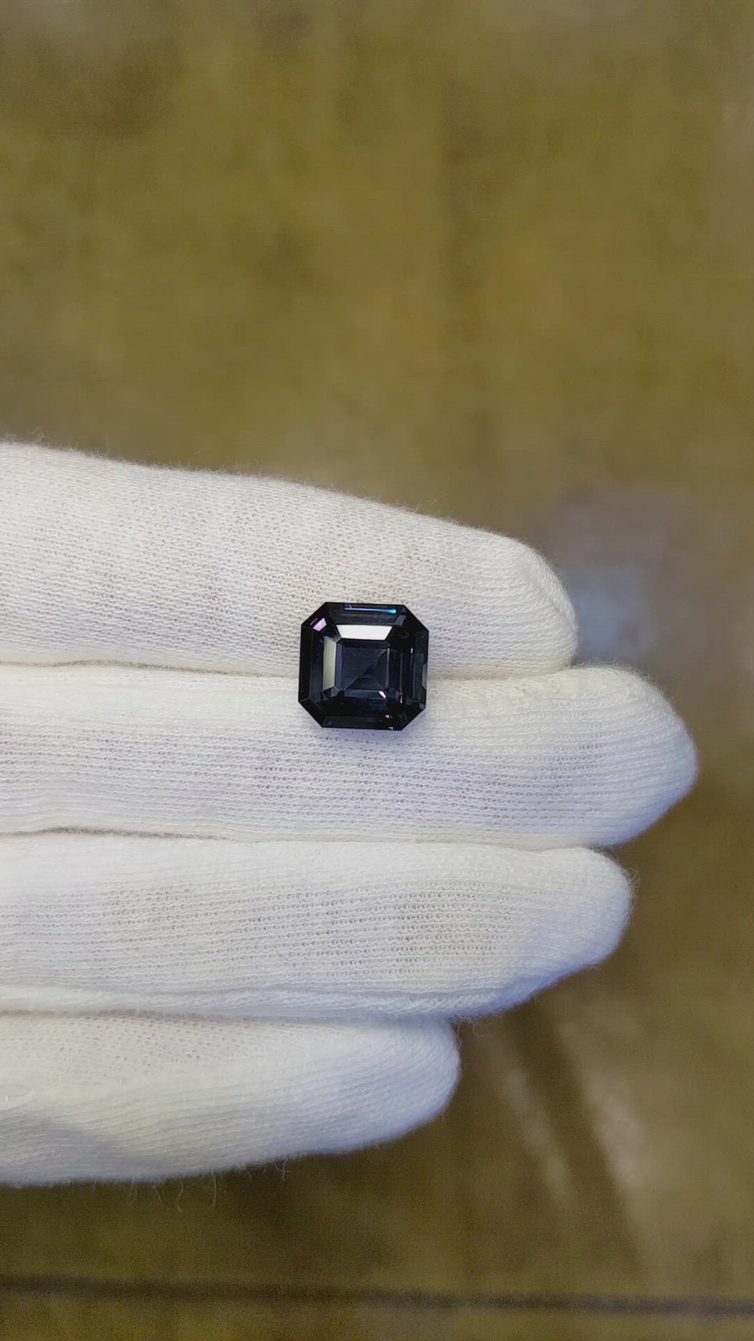 5.70 Ct. Color Change Sapphire from Ceylon (Sri Lanka) Size Video