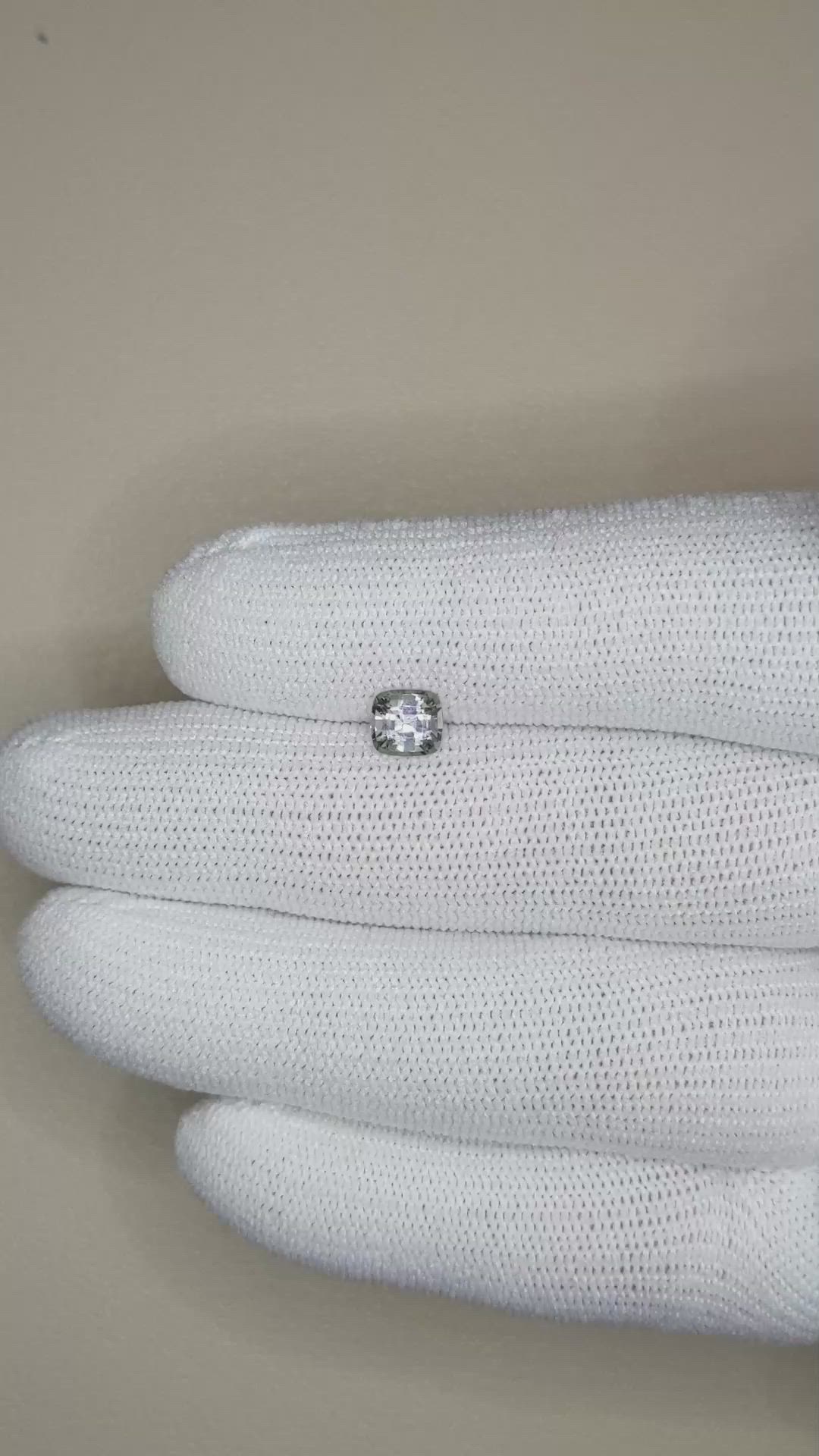 0.95 Ct. Grey Sapphire from Ceylon (Sri Lanka) Size Video