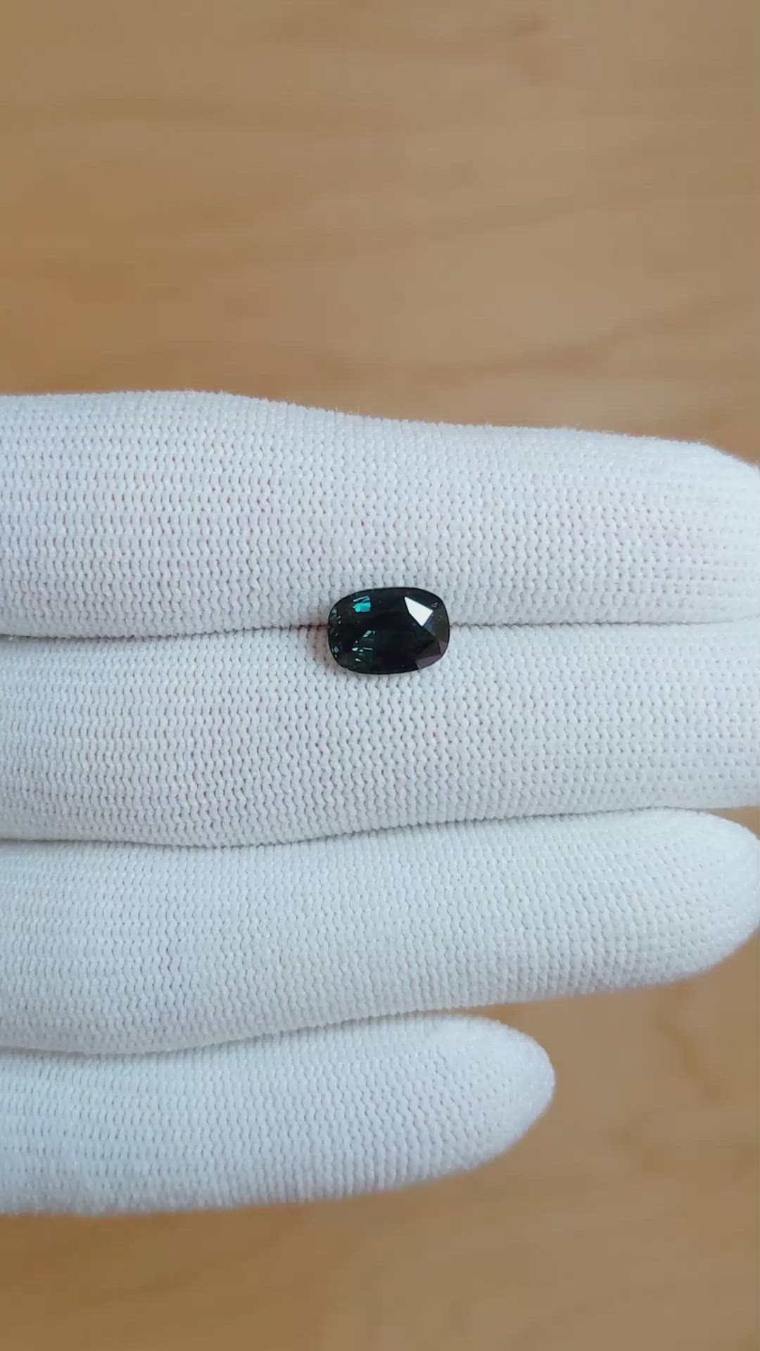 2.61 Ct. Bluish Green Sapphire from Ceylon (Sri Lanka) Size Video