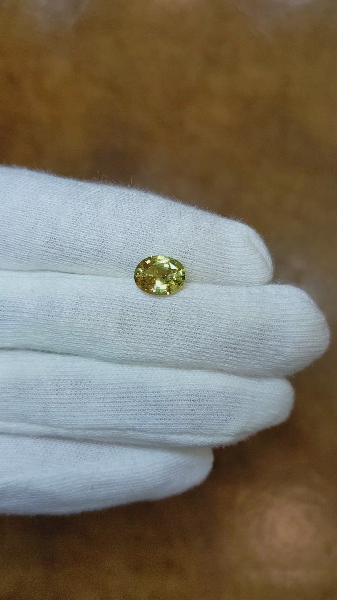 1.78 Ct. Greenish Yellow Sapphire from Ceylon (Sri Lanka) Size Video