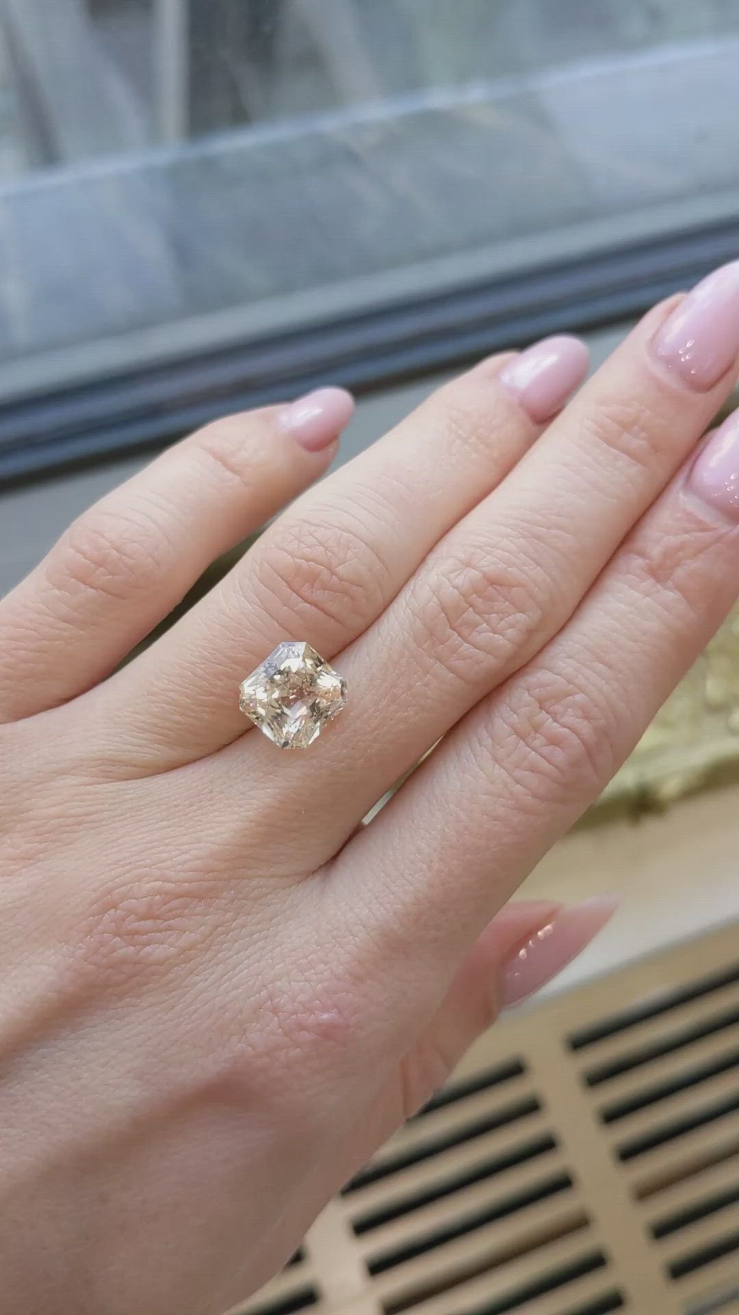 4.95 Ct. Peach Sapphire from Ceylon (Sri Lanka) Size Video