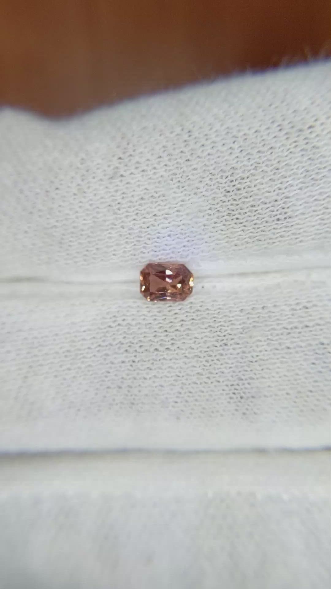 0.44 Ct. Pinkish Brown Sapphire from Ceylon (Sri Lanka) Size Video