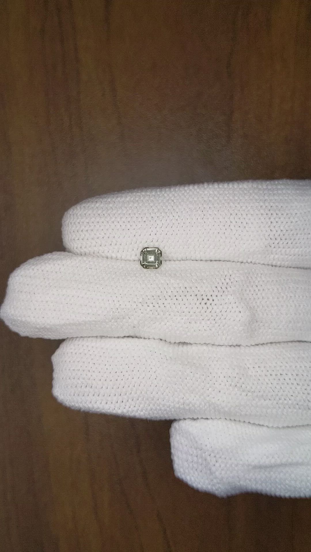 0.41 Ct. Green Sapphire from Ceylon (Sri Lanka) Size Video