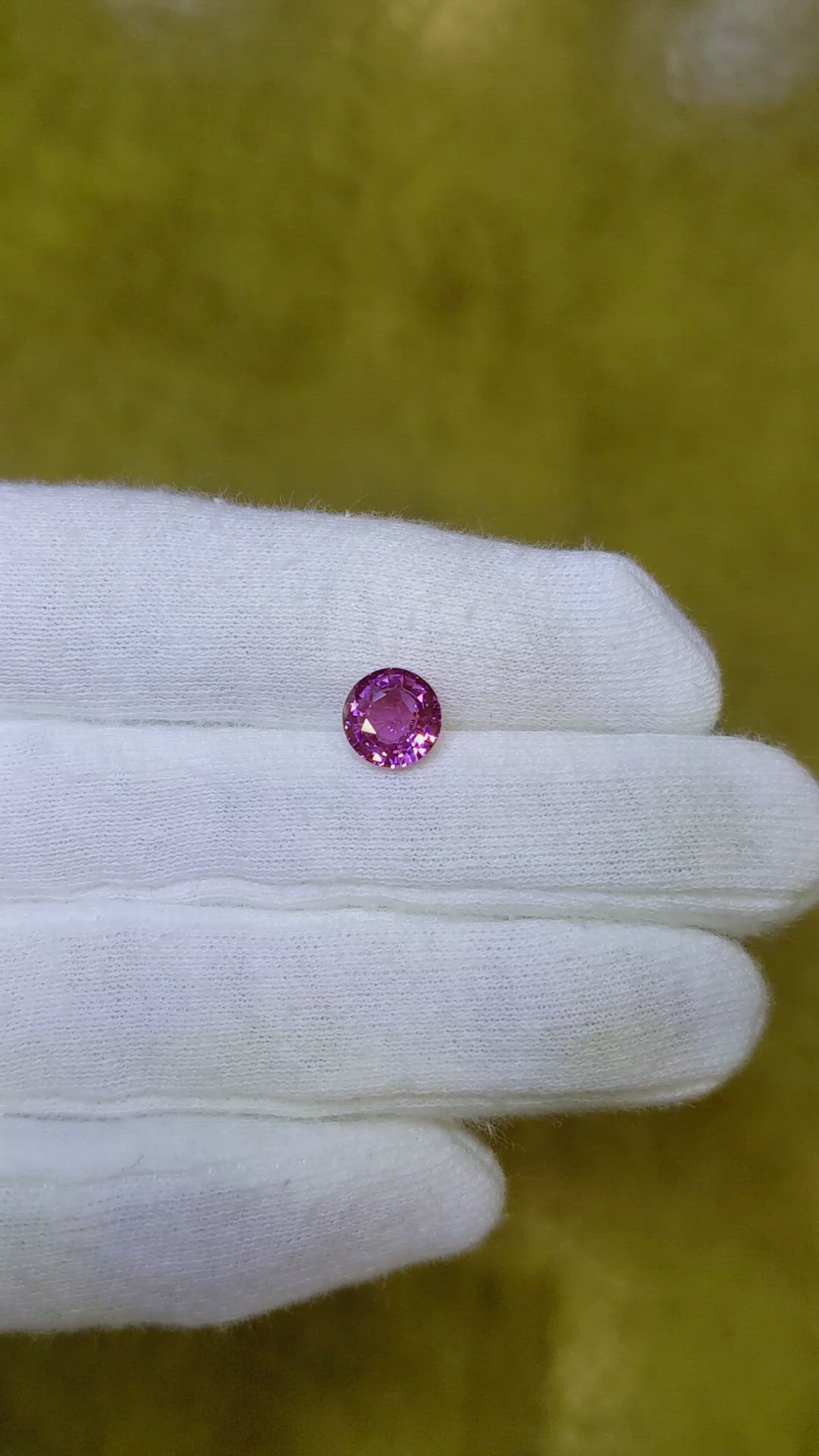 2.06 Ct. Pinkish Purple Sapphire from Ceylon (Sri Lanka) Size Video