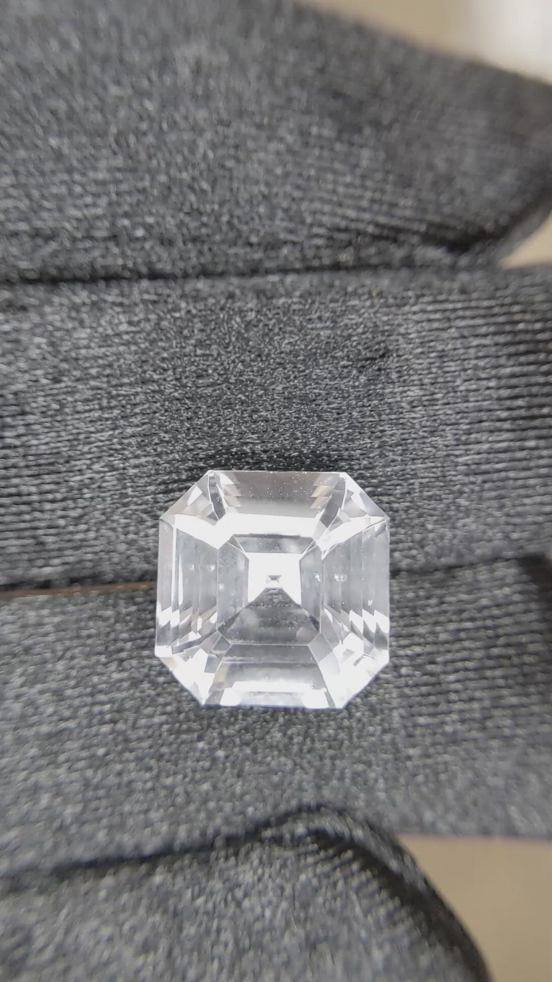 10.18 Ct. White Sapphire from Ceylon (Sri Lanka) Size Video