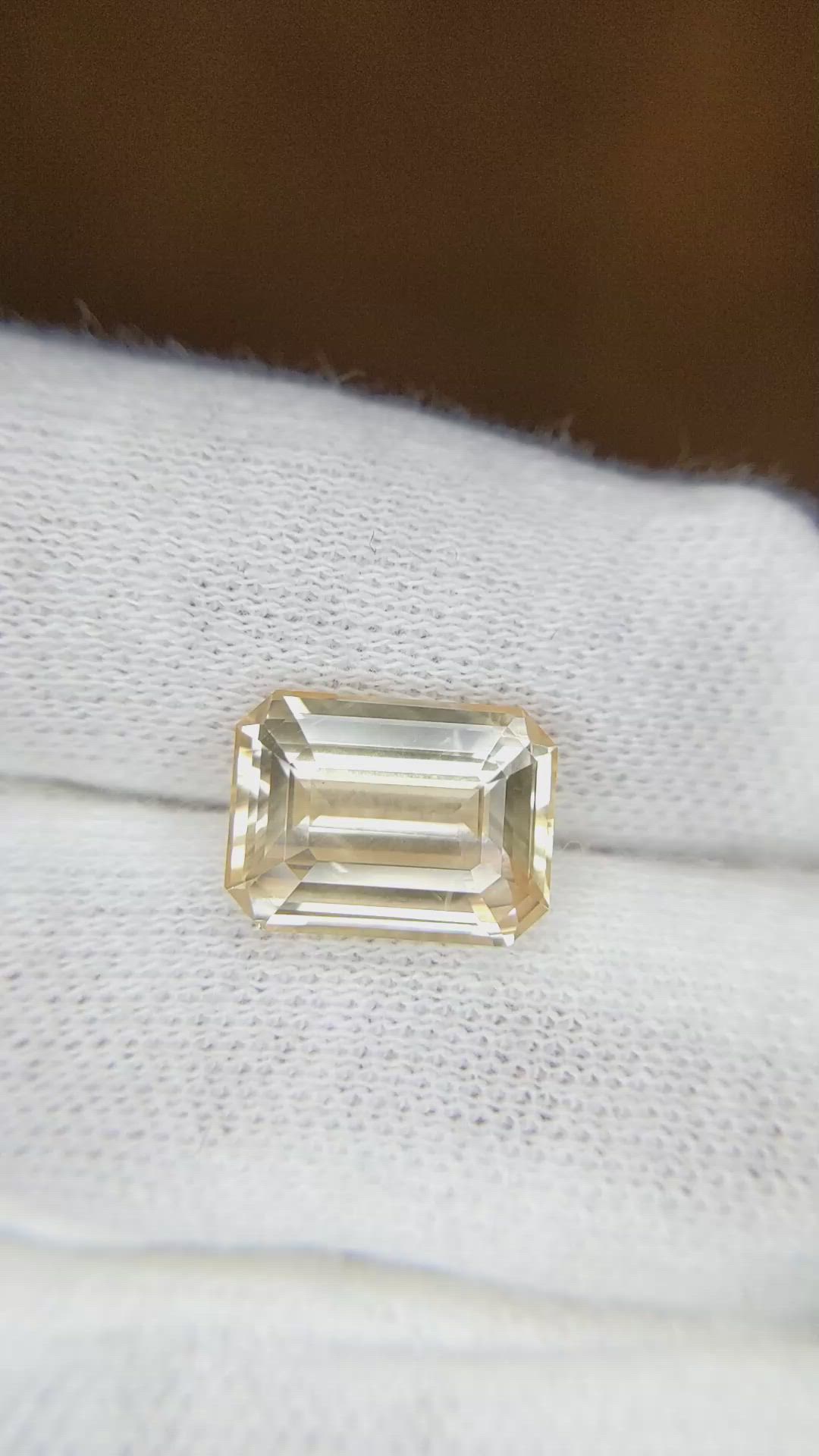 5.02 Ct. Peach Sapphire from Ceylon (Sri Lanka) Size Video