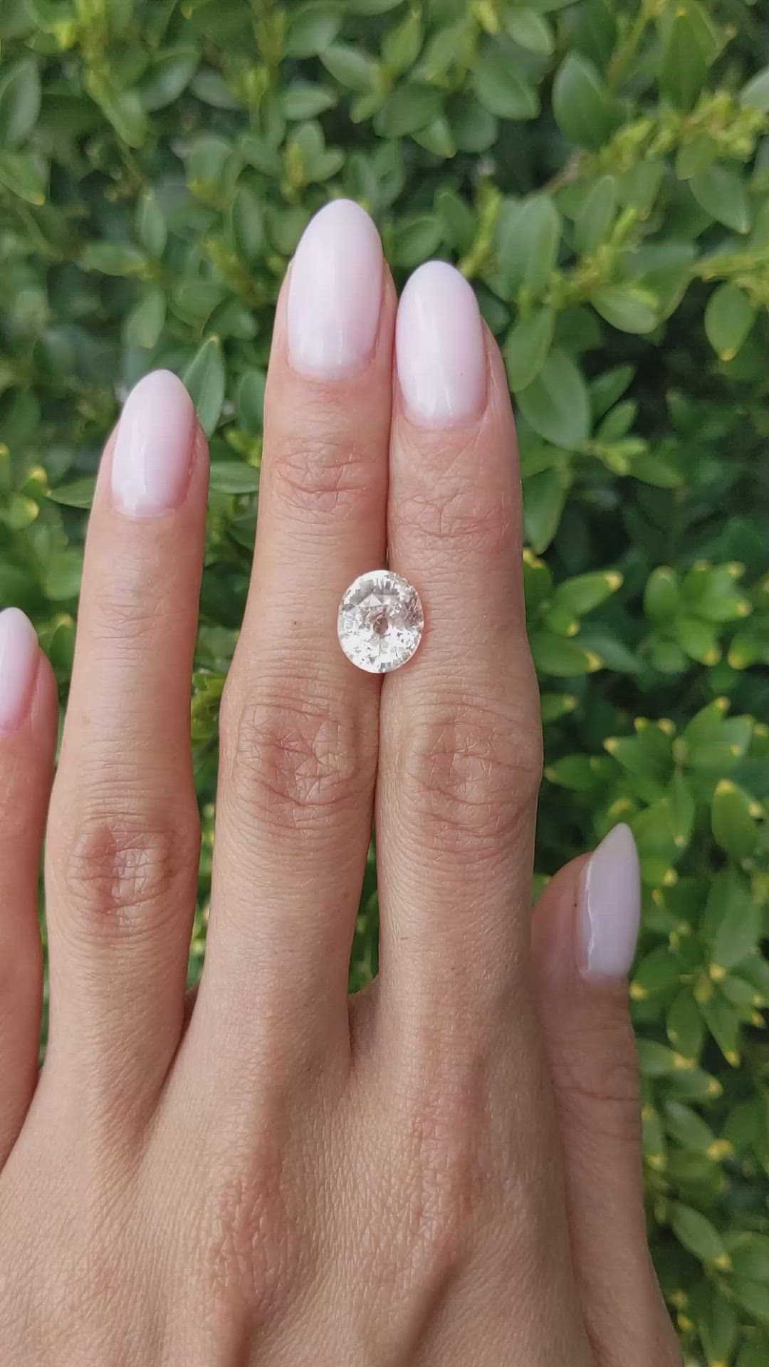 4.58 Ct. Peach Sapphire from Ceylon (Sri Lanka) Size Video