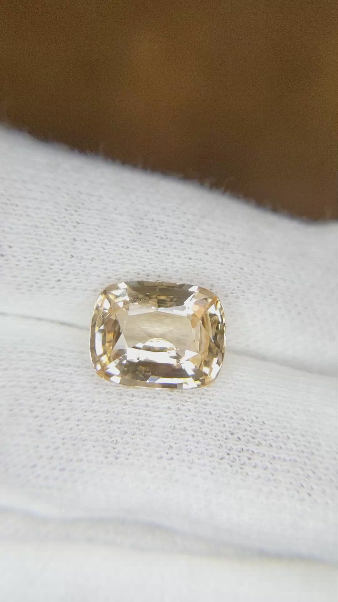 5.57 Ct. Peach Sapphire from Ceylon (Sri Lanka) Size Video