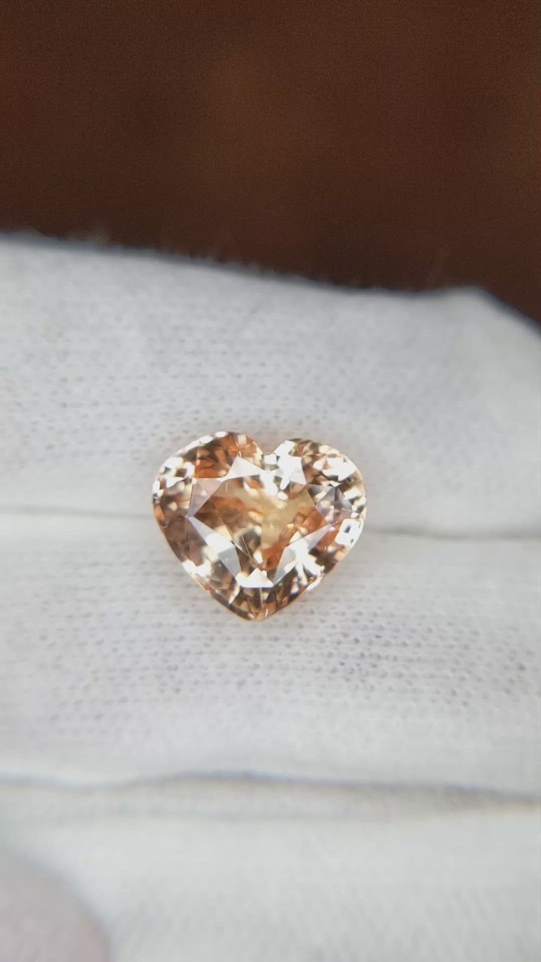 7.16 Ct. Peach Sapphire from Ceylon (Sri Lanka) Size Video