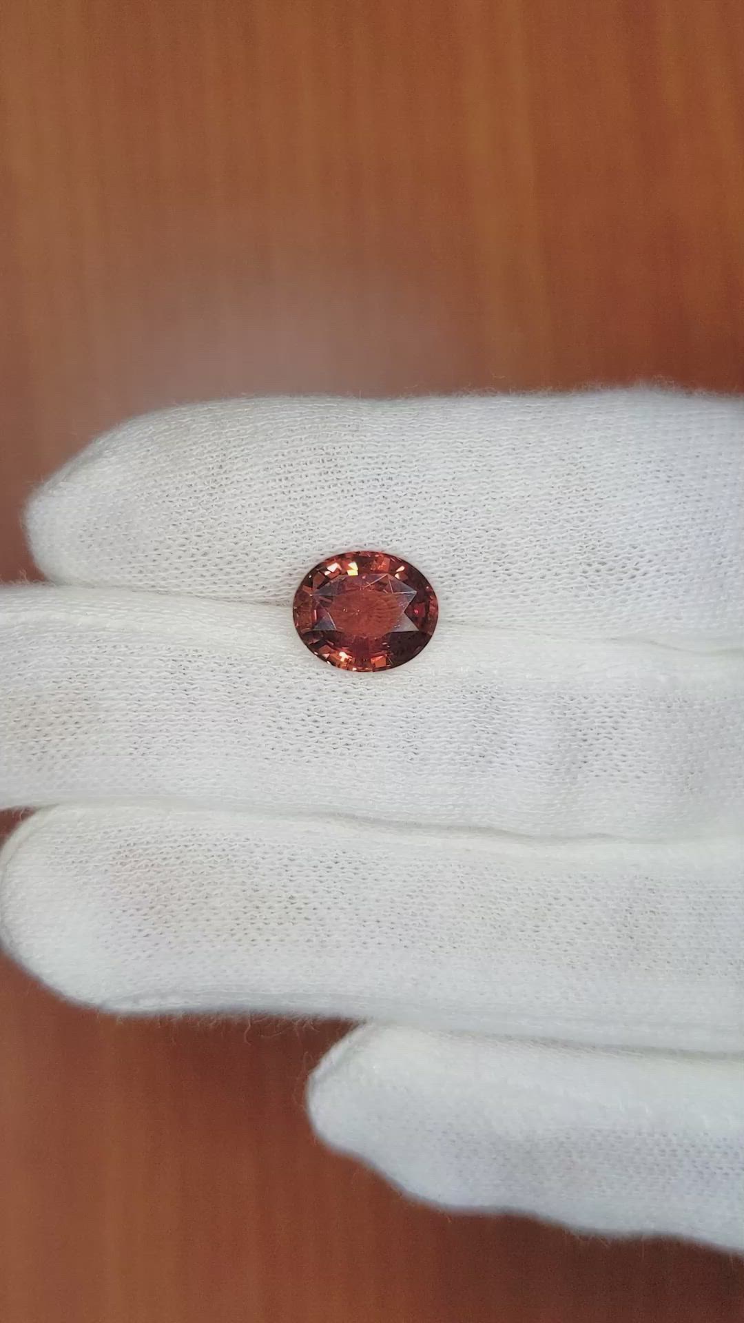 3.62 Ct. Orangish Brown Sapphire from Ceylon (Sri Lanka) Size Video