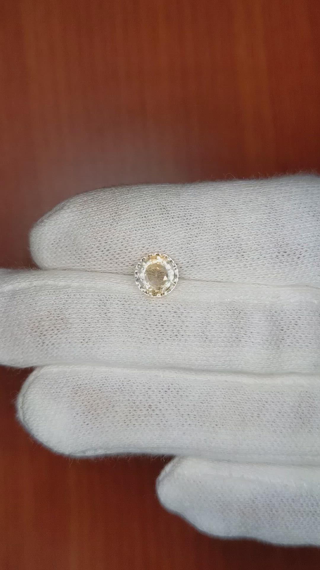1.40 Ct. Peach Sapphire from Ceylon (Sri Lanka) Size Video