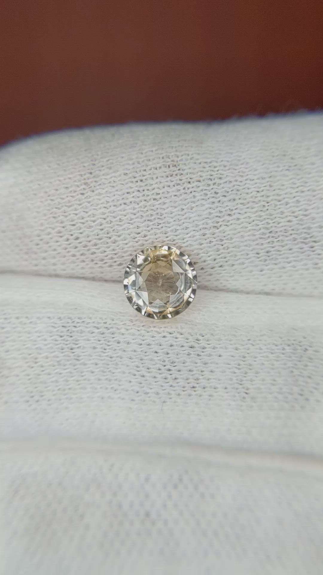 1.40 Ct. Peach Sapphire from Ceylon (Sri Lanka) Size Video