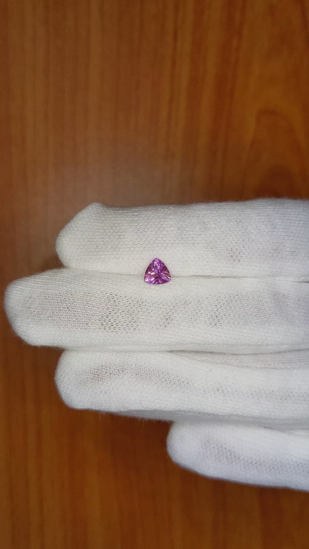 0.60 Ct. Pinkish Purple Sapphire from Ceylon (Sri Lanka) Size Video
