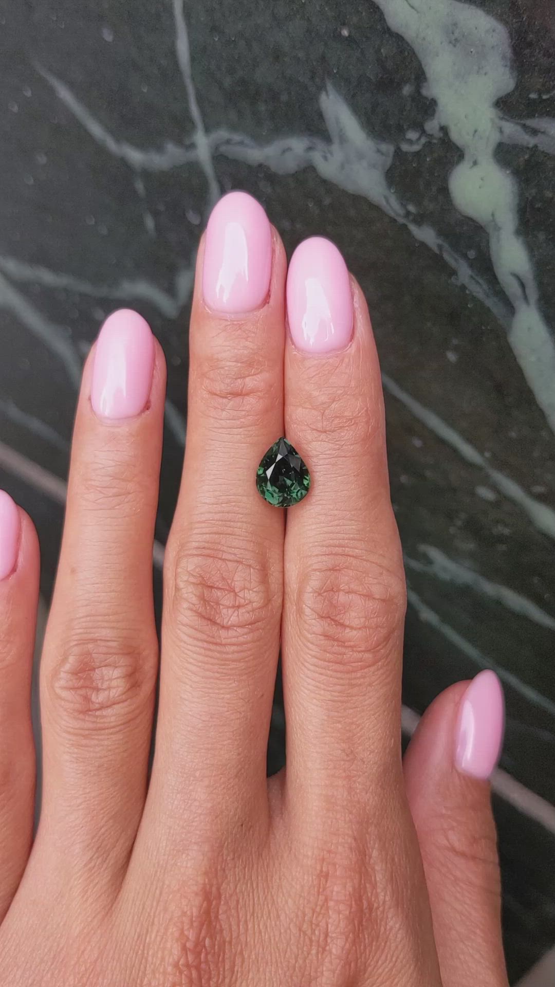 3.08 Ct. Green Sapphire from Ceylon (Sri Lanka) Size Video