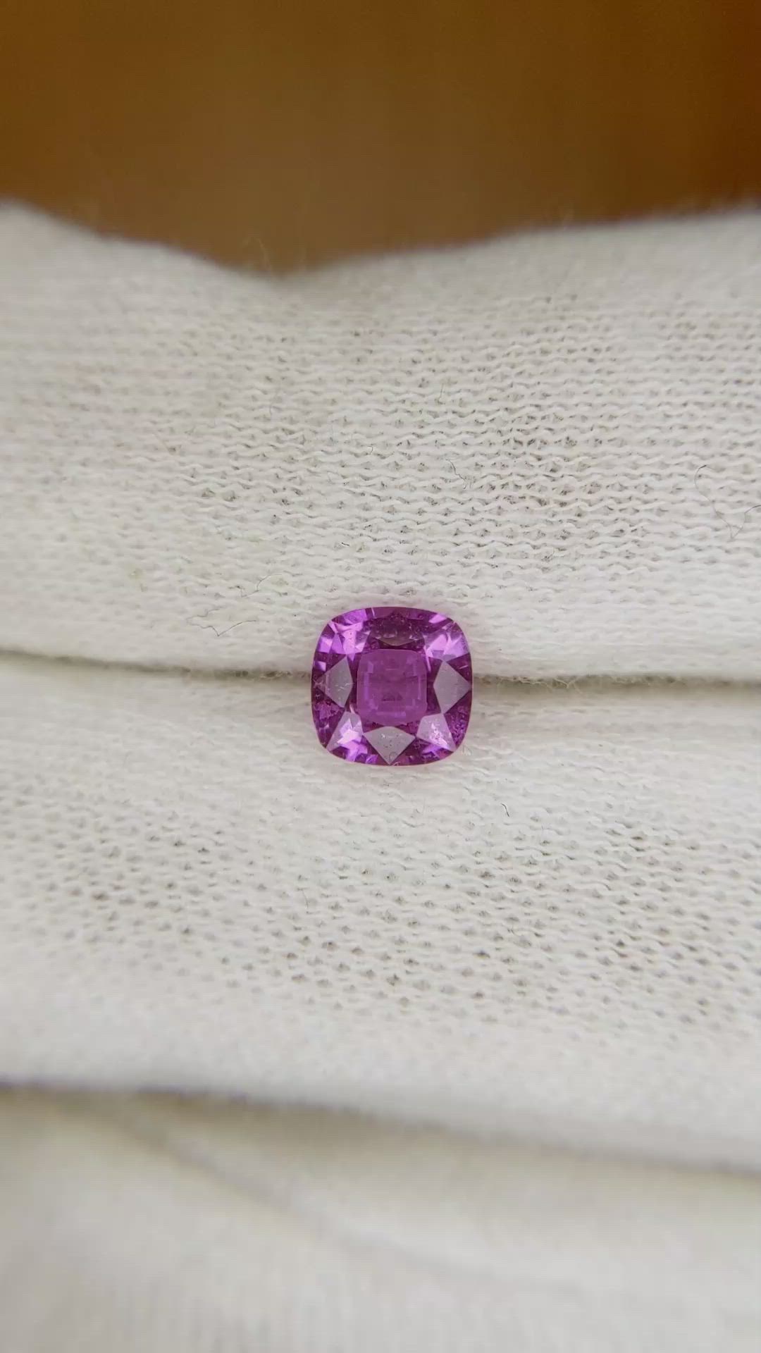 1.06 Ct. Pinkish Purple Sapphire from Ceylon (Sri Lanka) Size Video