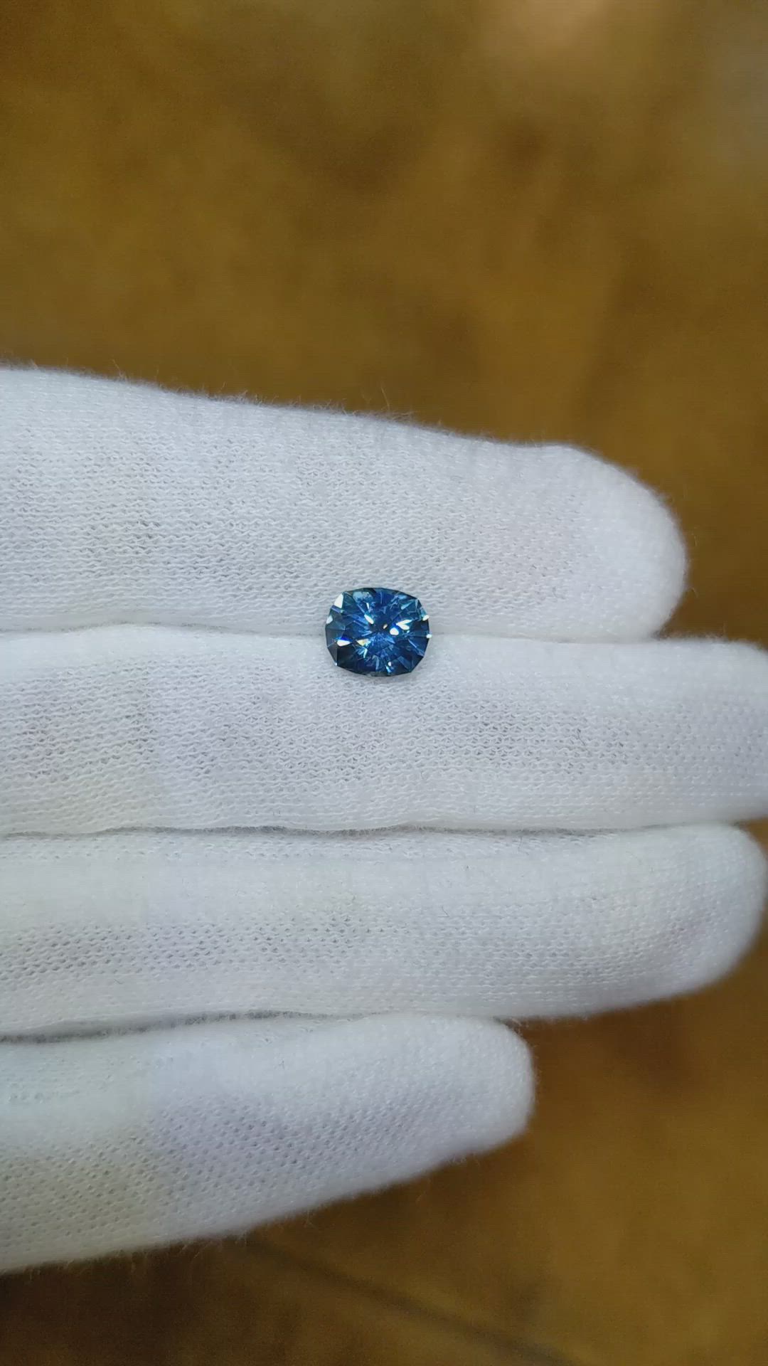 1.67 Ct. Greenish Blue Sapphire from Ceylon (Sri Lanka) Size Video