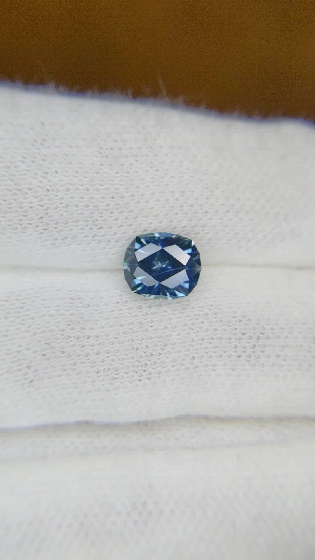 1.67 Ct. Greenish Blue Sapphire from Ceylon (Sri Lanka) Size Video