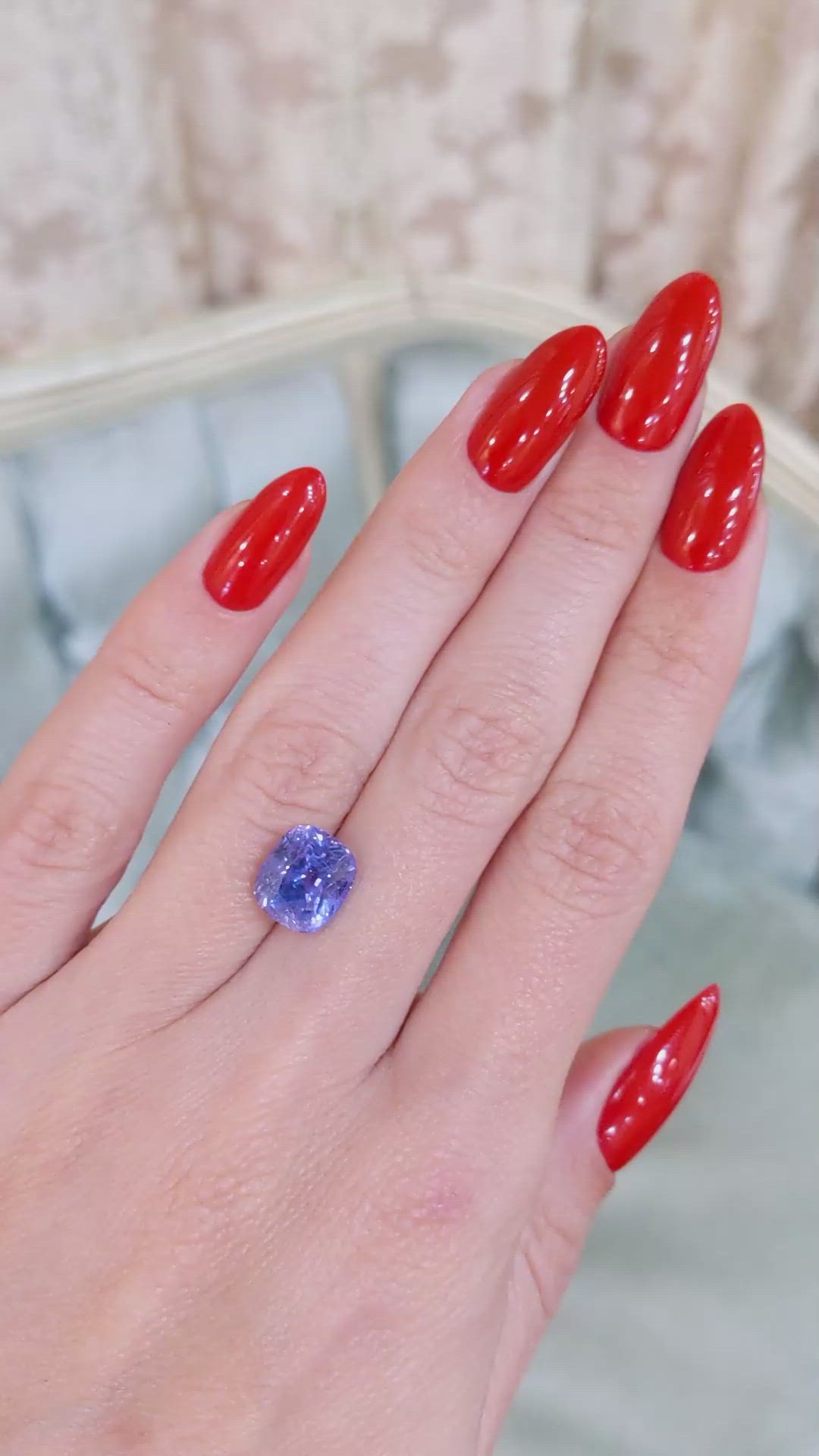 4.66 Ct. Violet Sapphire from Ceylon (Sri Lanka) Size Video