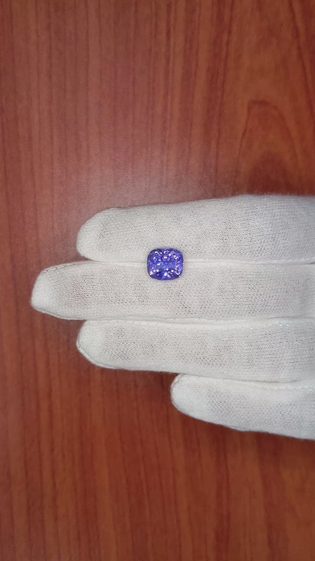 4.66 Ct. Violet Sapphire from Ceylon (Sri Lanka) Size Video