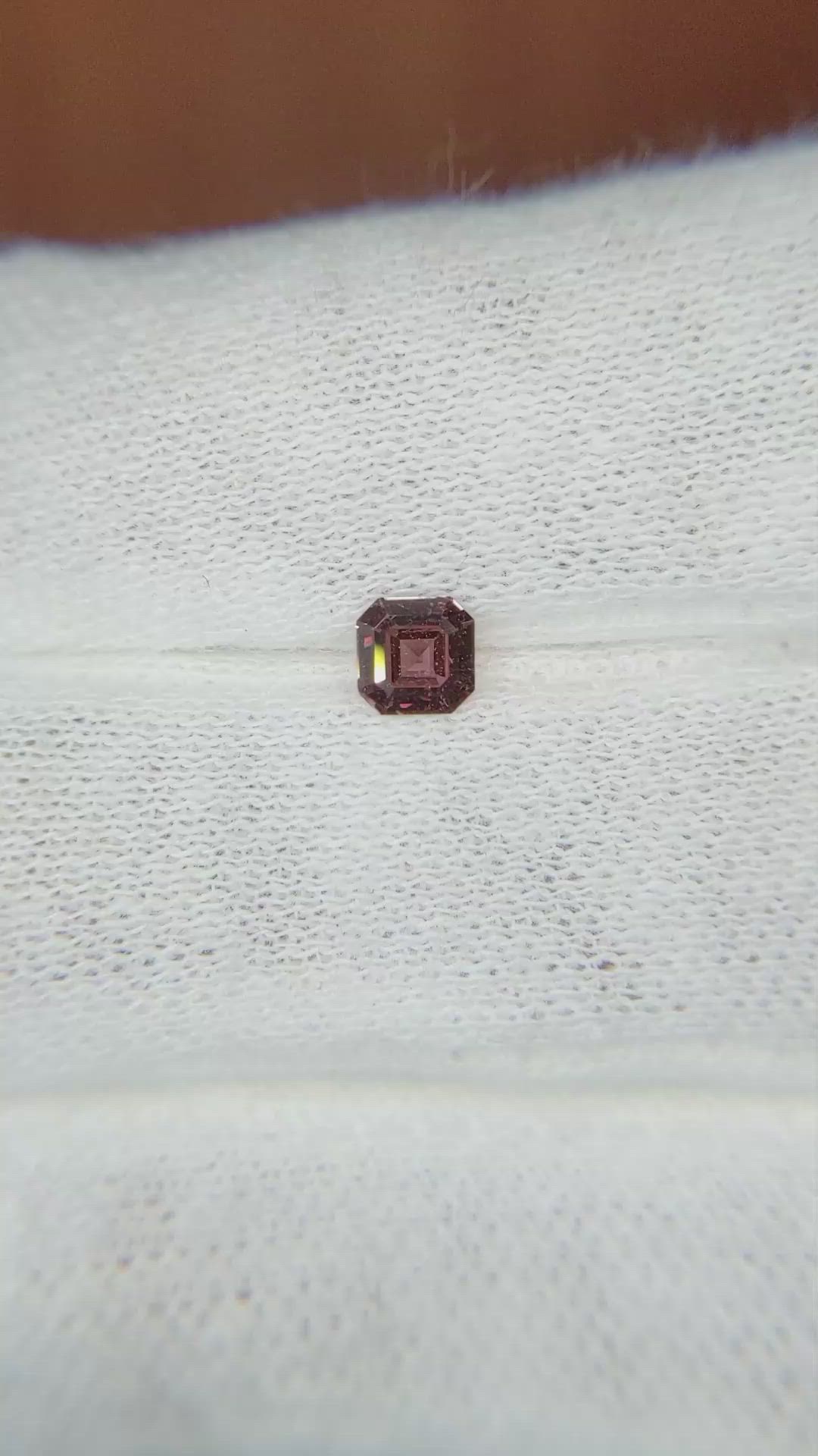 0.29 Ct. Reddish Pink Sapphire from Ceylon (Sri Lanka) Size Video