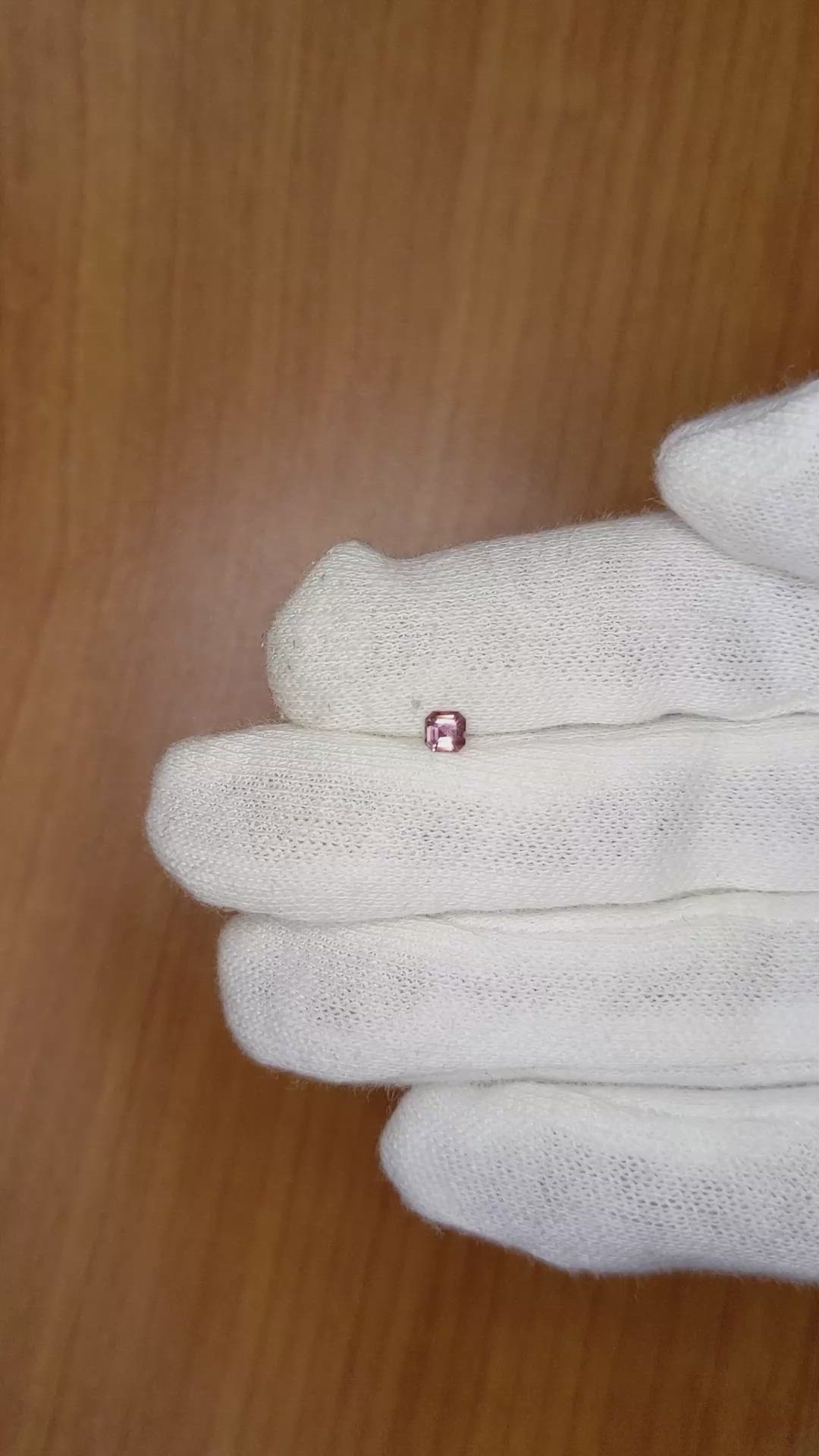 0.24 Ct. Pinkish Brown Sapphire from Ceylon (Sri Lanka) Size Video