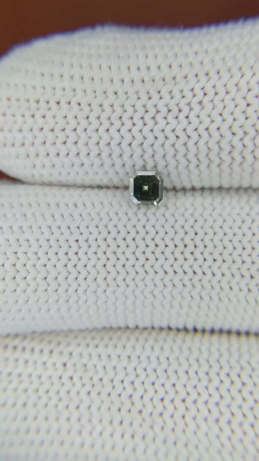 0.29 Ct. Bluish Green Sapphire from Ceylon (Sri Lanka) Size Video