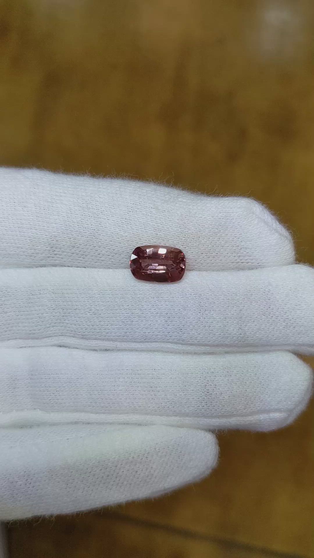 2.36 Ct. Brown Sapphire from Ceylon (Sri Lanka) Size Video