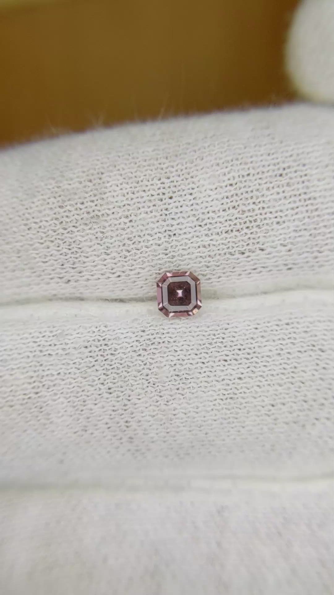 0.35 Ct. Brown Sapphire from Ceylon (Sri Lanka) Size Video
