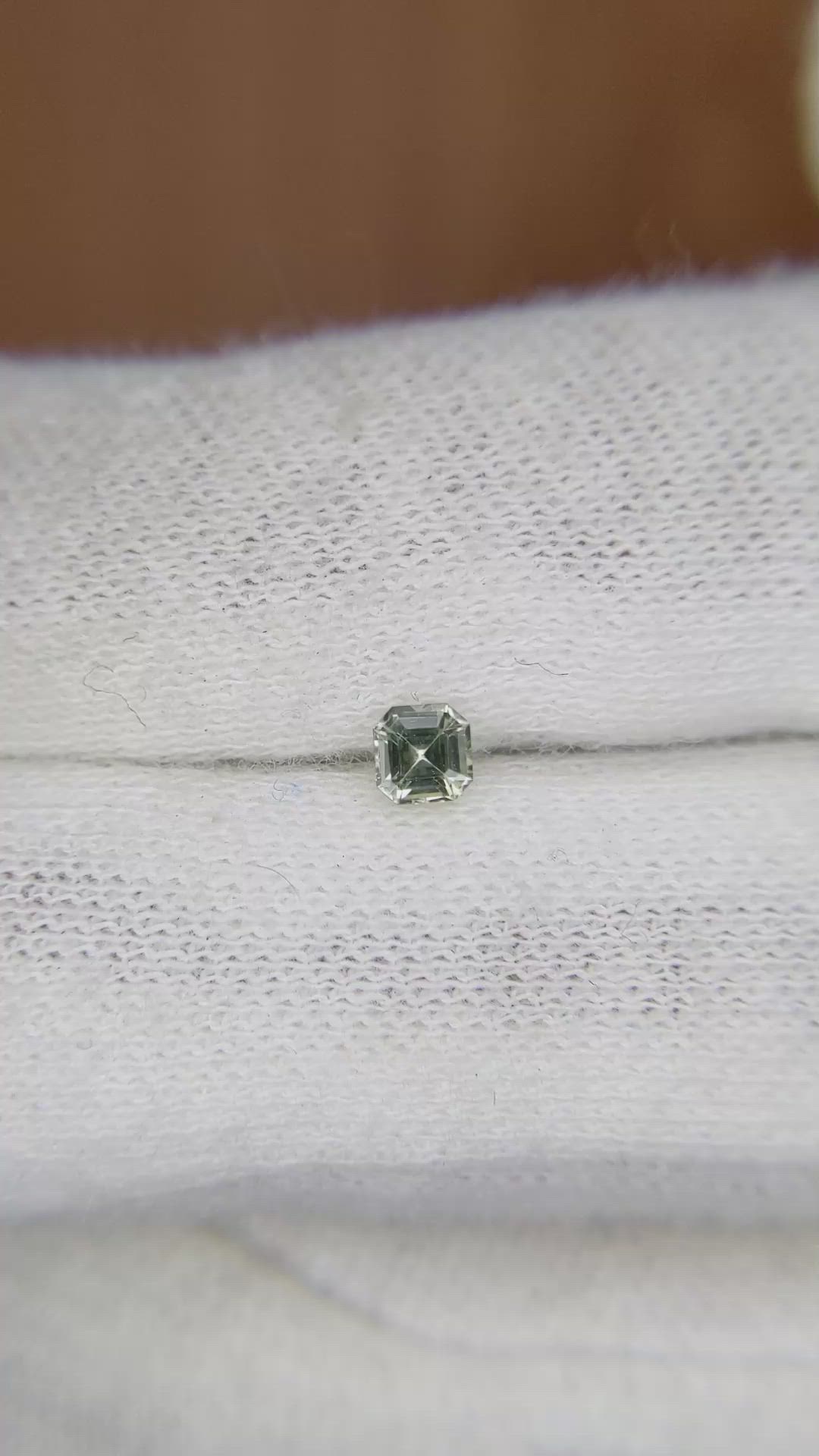 0.25 Ct. Green Sapphire from Ceylon (Sri Lanka) Size Video