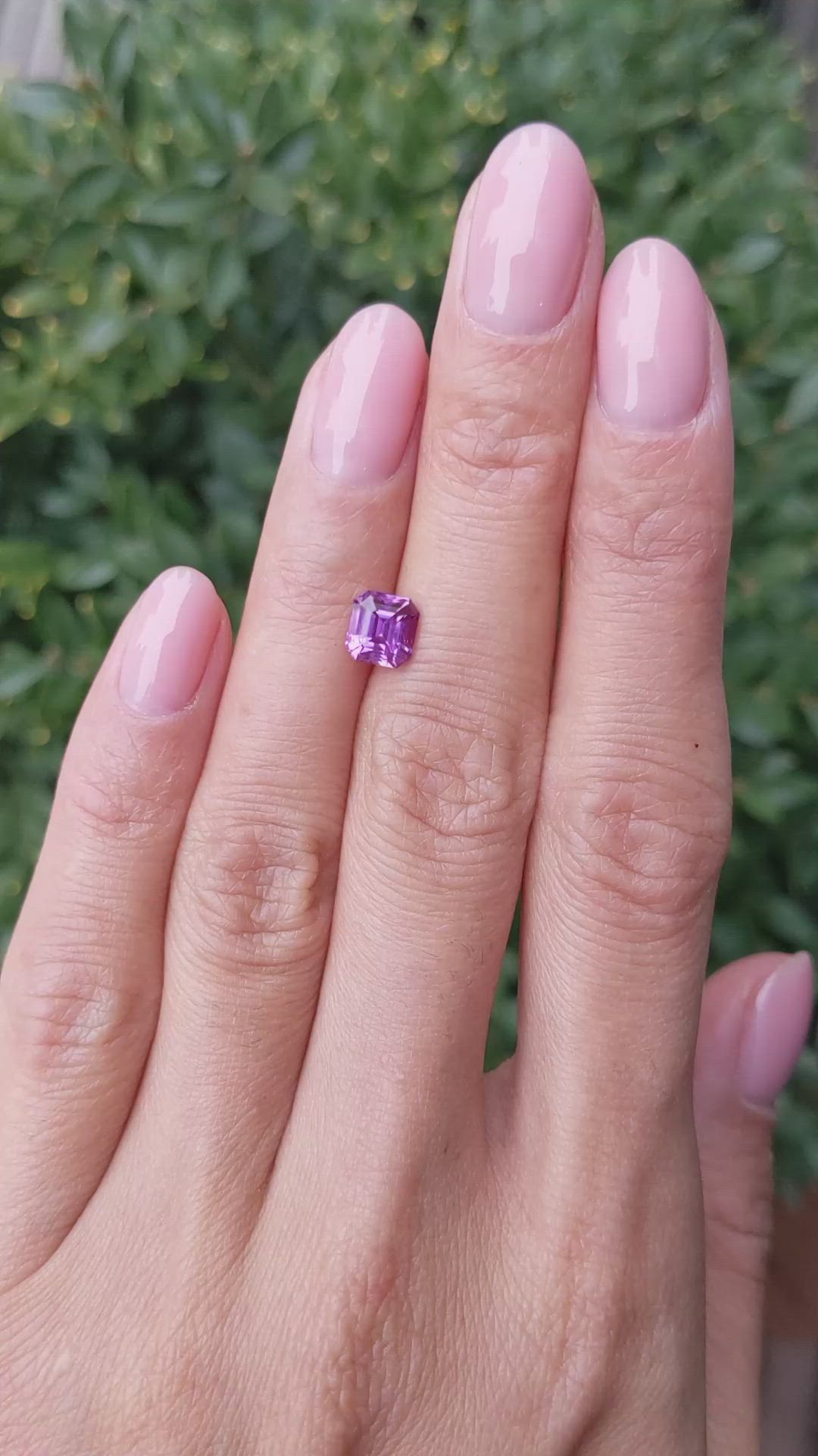 1.57 Ct. Pinkish Purple Sapphire from Ceylon (Sri Lanka) Size Video