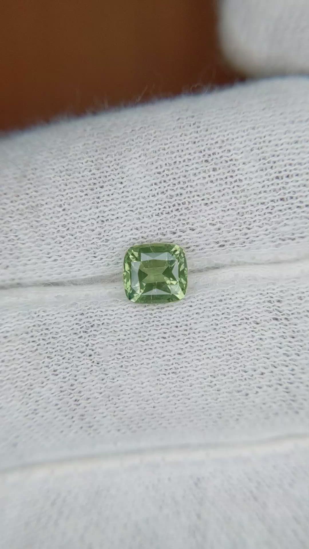 1.26 Ct. Green Sapphire from Ceylon (Sri Lanka) Size Video