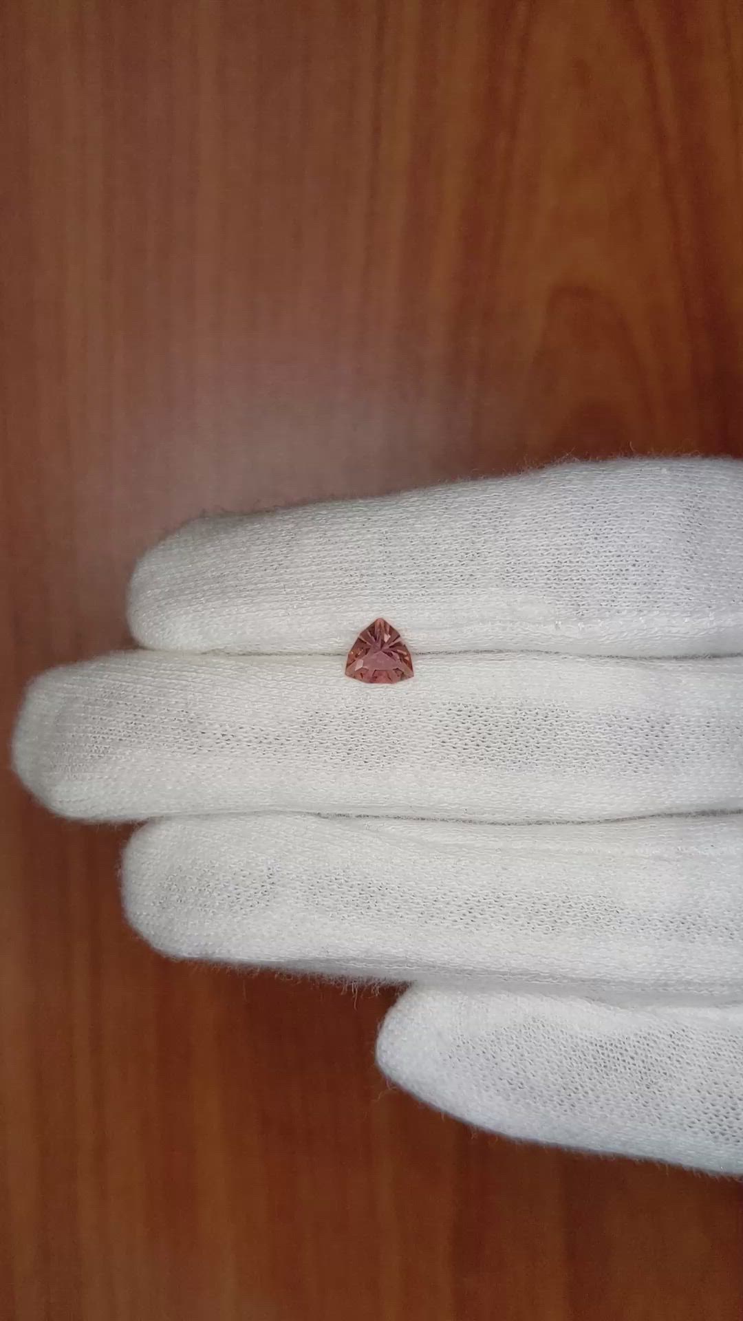 0.70 Ct. Reddish Pink Sapphire from Ceylon (Sri Lanka) Size Video
