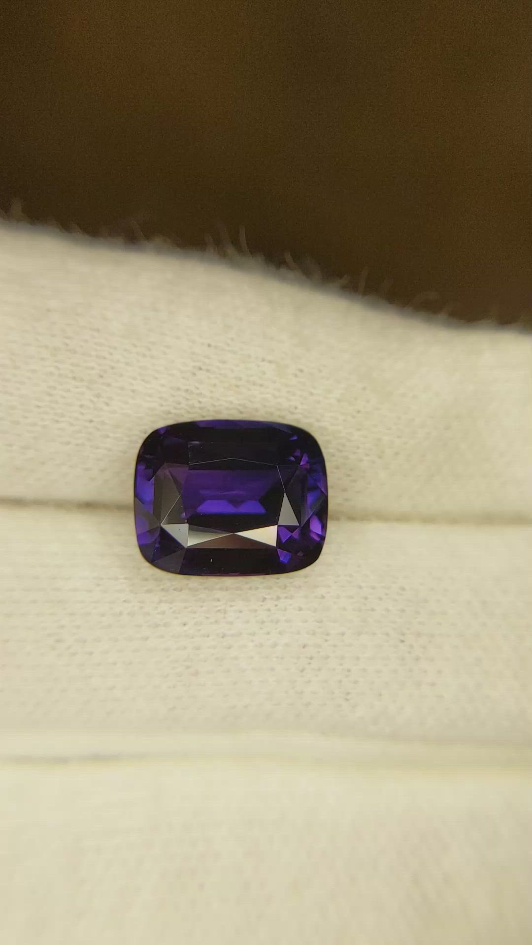 6.27 Ct. Color Change Sapphire from Ceylon (Sri Lanka) Size Video
