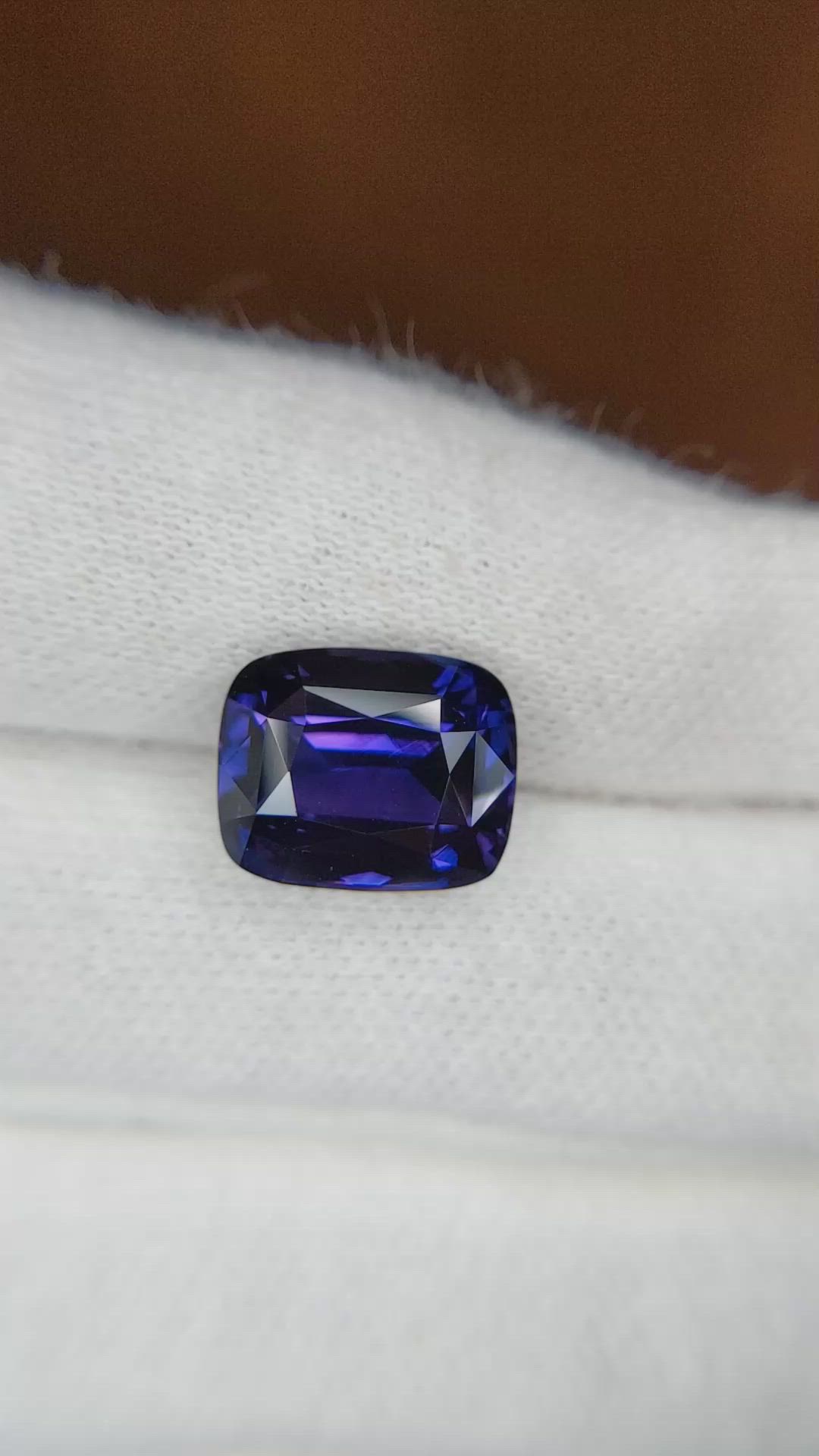 6.27 Ct. Color Change Sapphire from Ceylon (Sri Lanka) Size Video