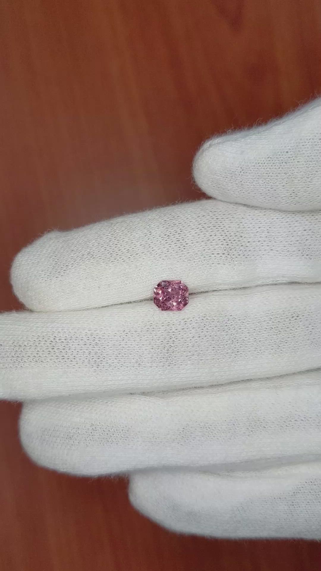 0.88 Ct. Reddish Pink Sapphire from Ceylon (Sri Lanka) Size Video