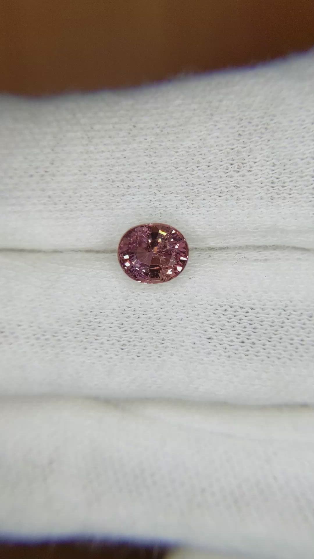 1.57 Ct. Reddish Pink Sapphire from Ceylon (Sri Lanka) Size Video