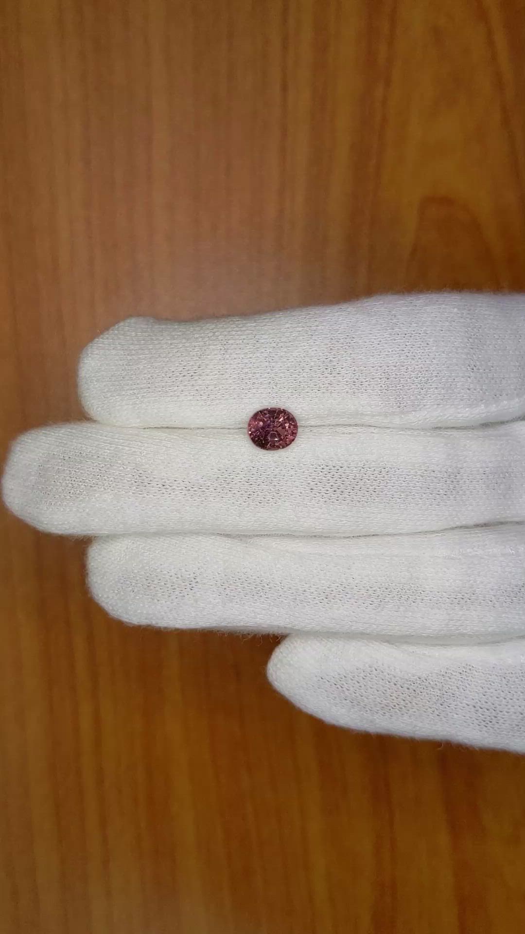 1.57 Ct. Reddish Pink Sapphire from Ceylon (Sri Lanka) Size Video