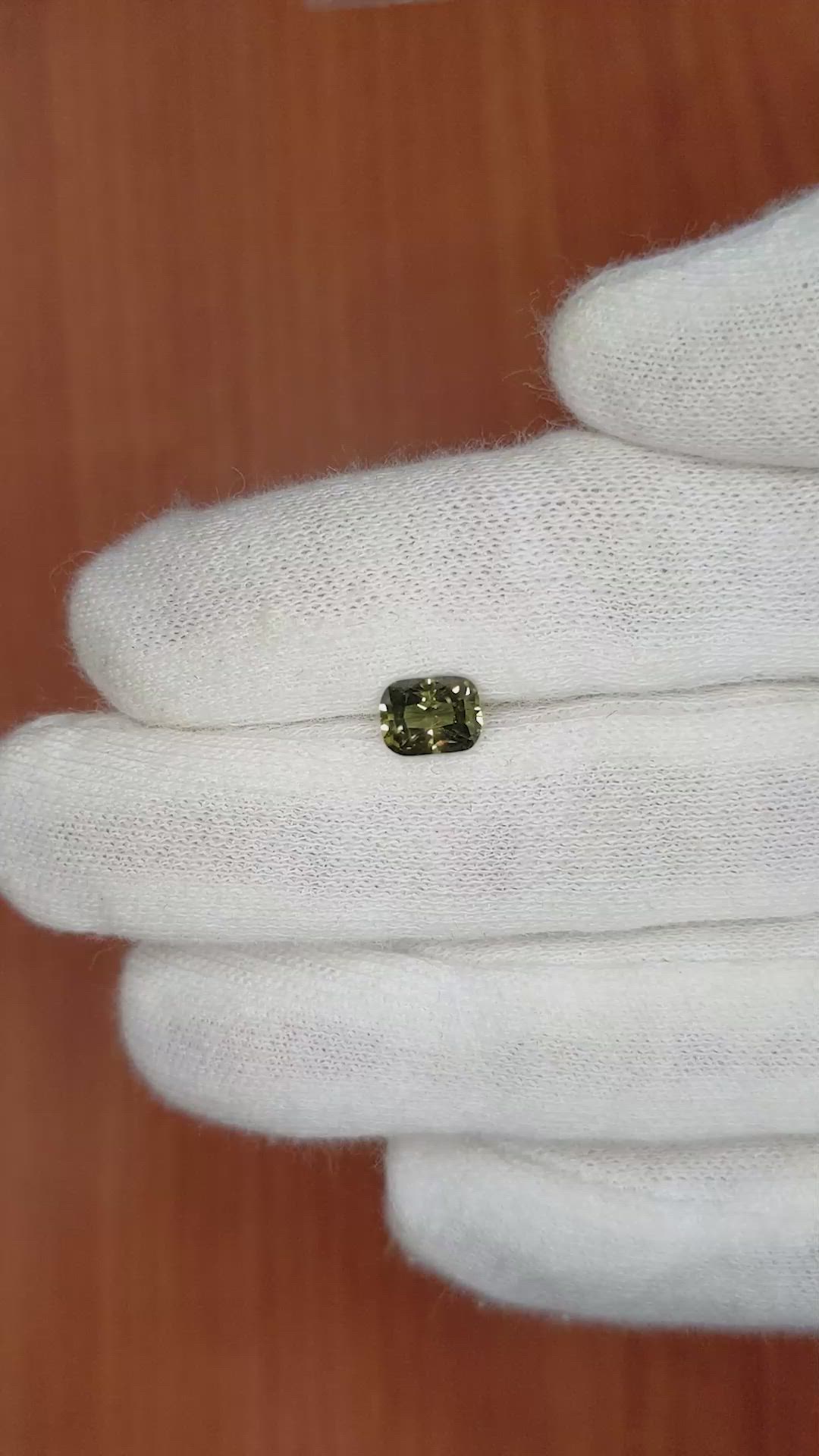 1.41 Ct. Color Change Sapphire from Ceylon (Sri Lanka) Size Video