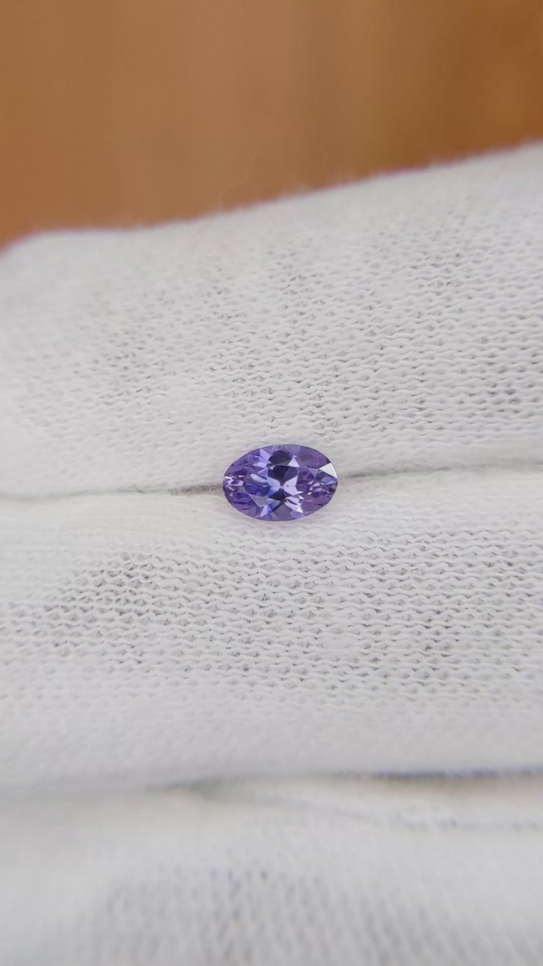 0.51 Ct. Sapphire from Ceylon (Sri Lanka) Size Video