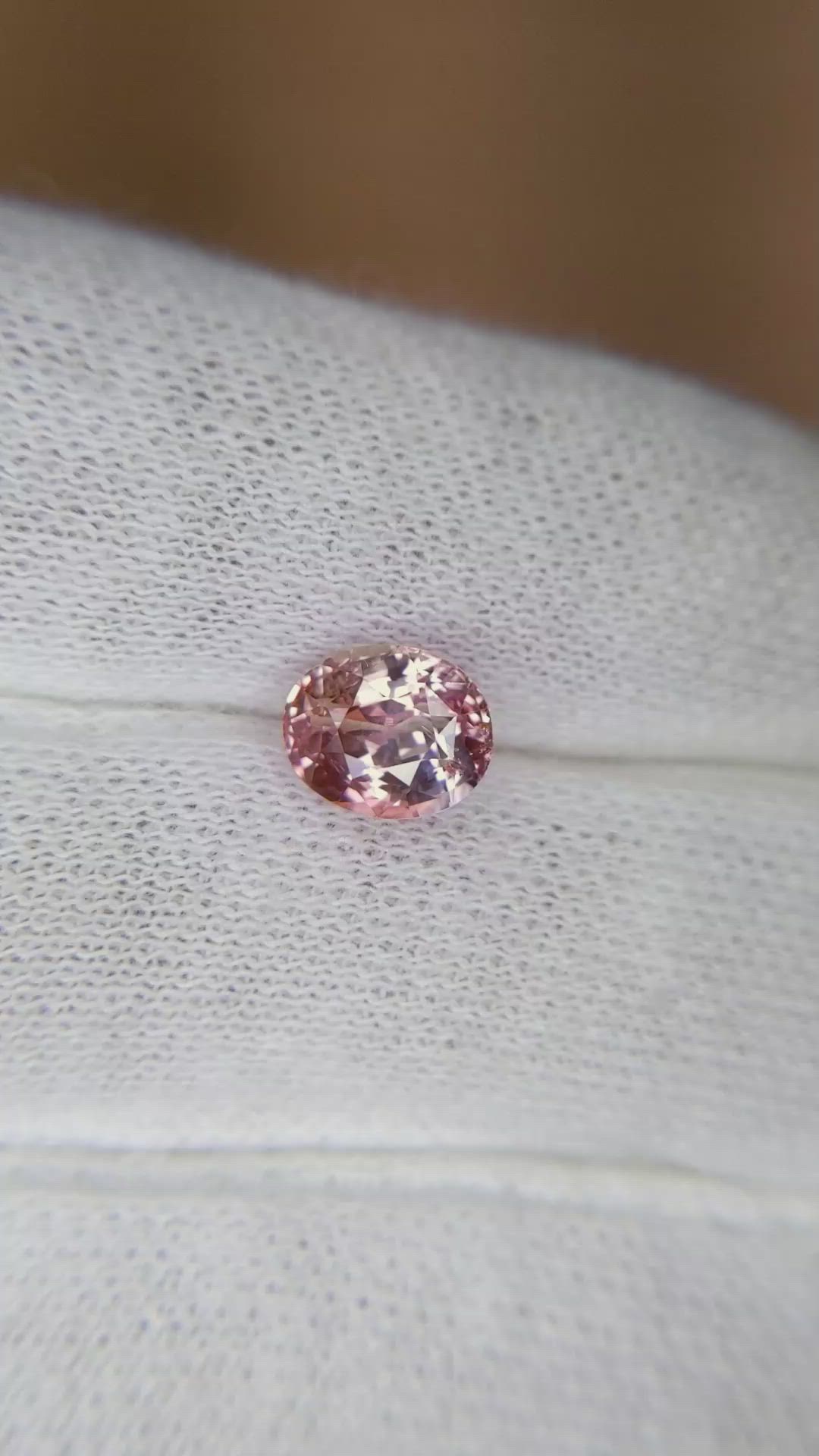 2.00 Ct. Padparadscha Sapphire from Ceylon (Sri Lanka) Size Video