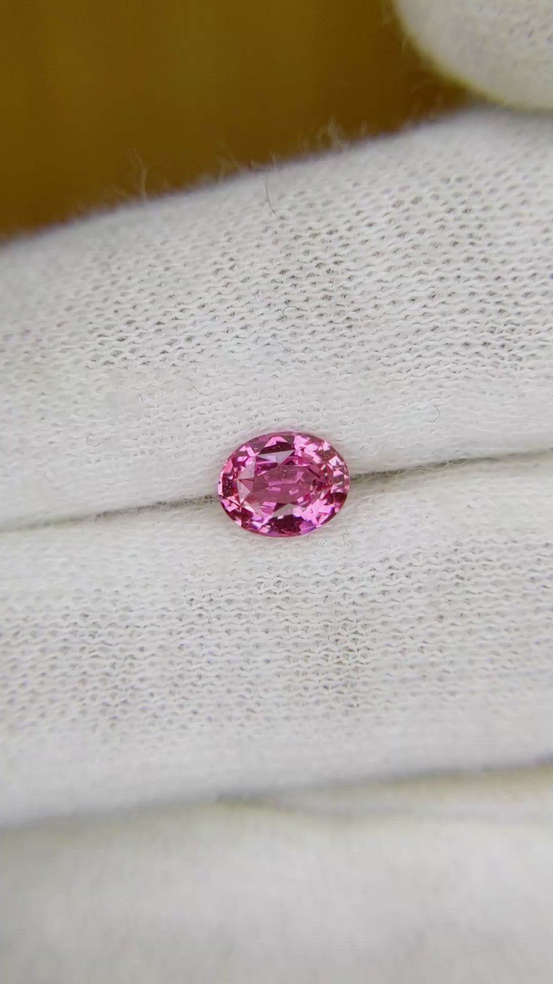 1.13 Ct. Reddish Pink Sapphire from Ceylon (Sri Lanka) Size Video