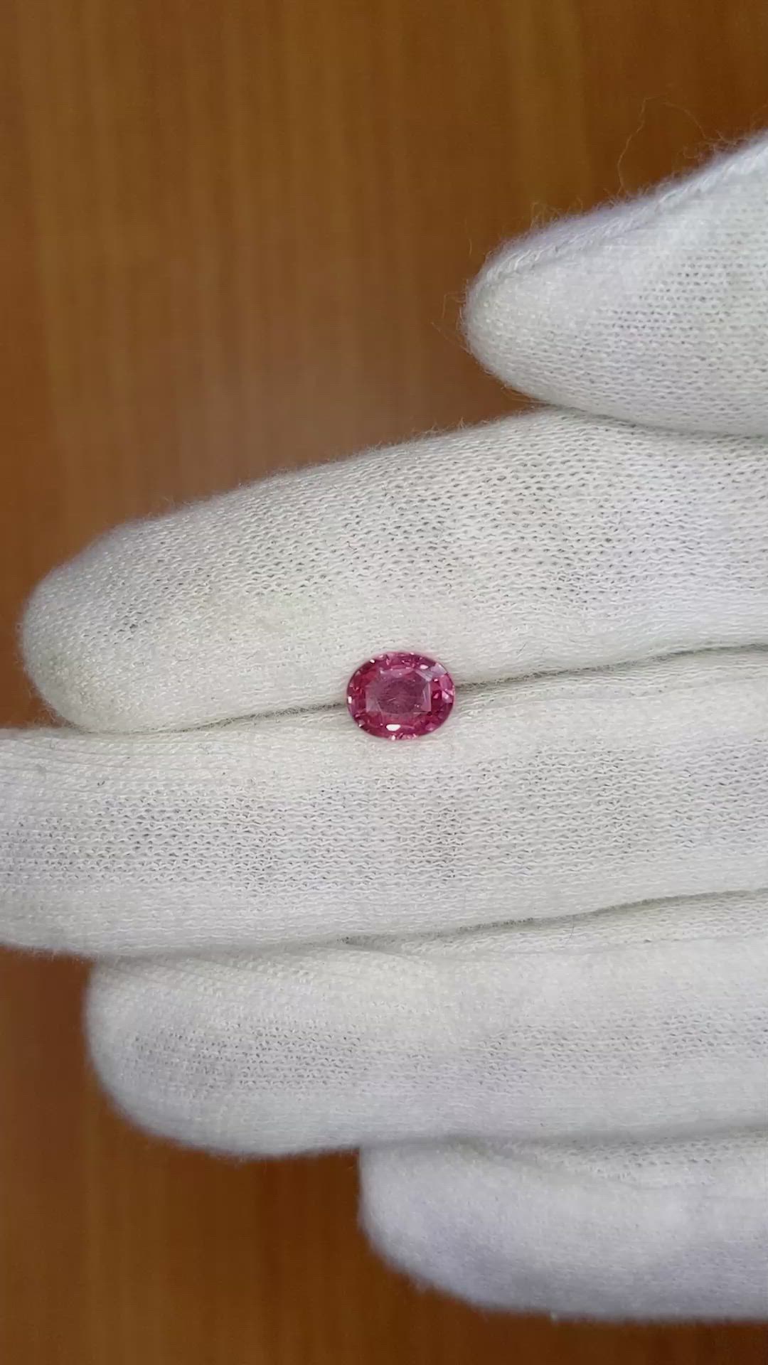 1.35 Ct. Reddish Pink Sapphire from Ceylon (Sri Lanka) Size Video
