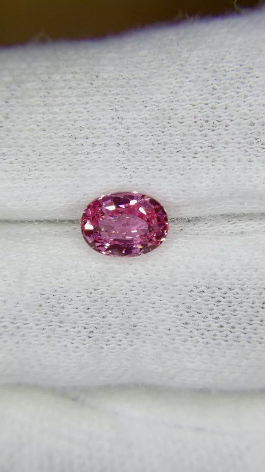 1.41 Ct. Reddish Pink Sapphire from Ceylon (Sri Lanka) Size Video