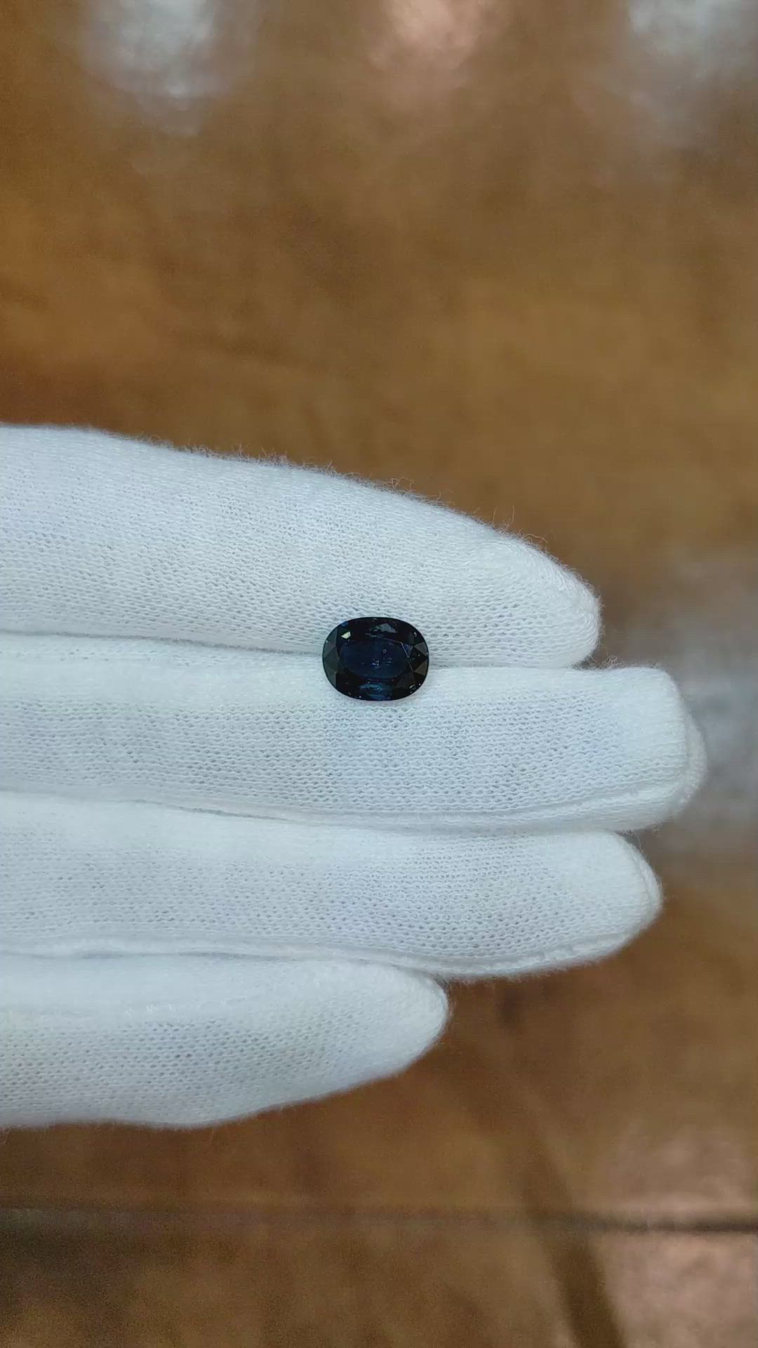 2.48 Ct. Greenish Blue Sapphire from Ceylon (Sri Lanka) Size Video