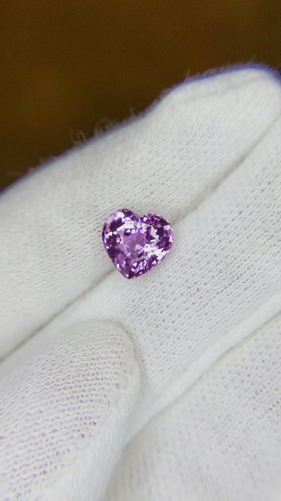 2.00 Ct. Sapphire from Ceylon (Sri Lanka) Size Video