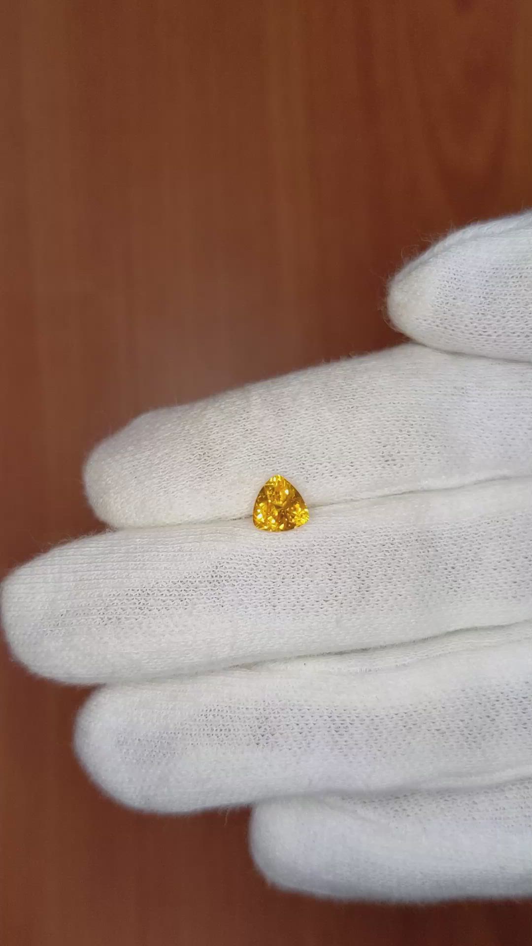 0.73 Ct. Orange Sapphire from Ceylon (Sri Lanka) Size Video