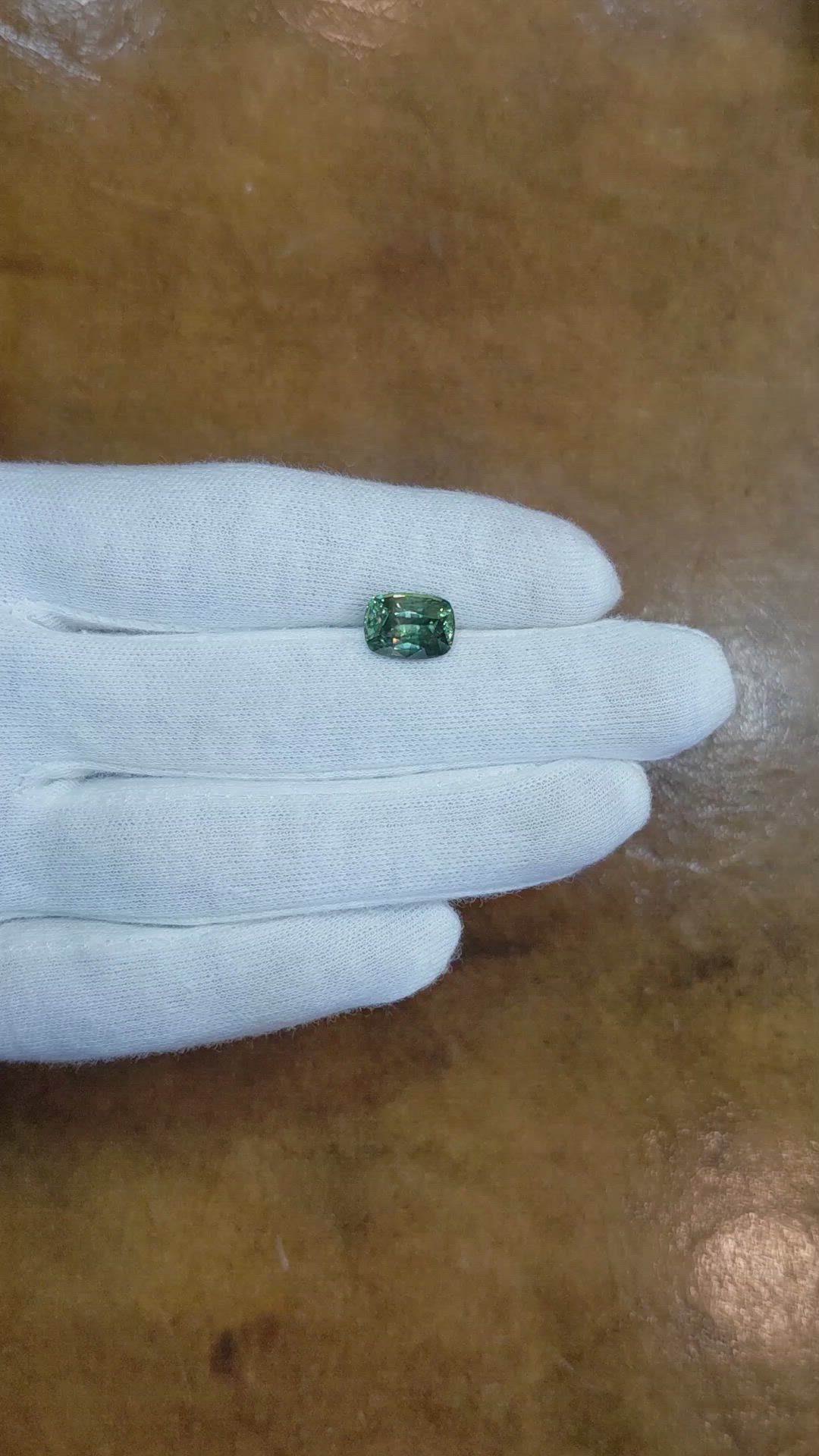 4.50 Ct. Sapphire from Montana Size Video