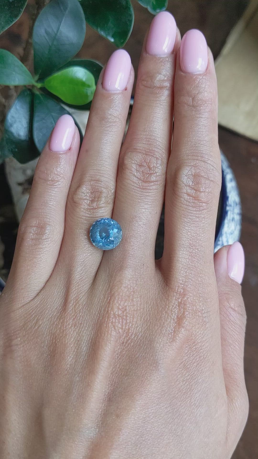 6.99 Ct. Greyish Blue Sapphire from Montana Size Video